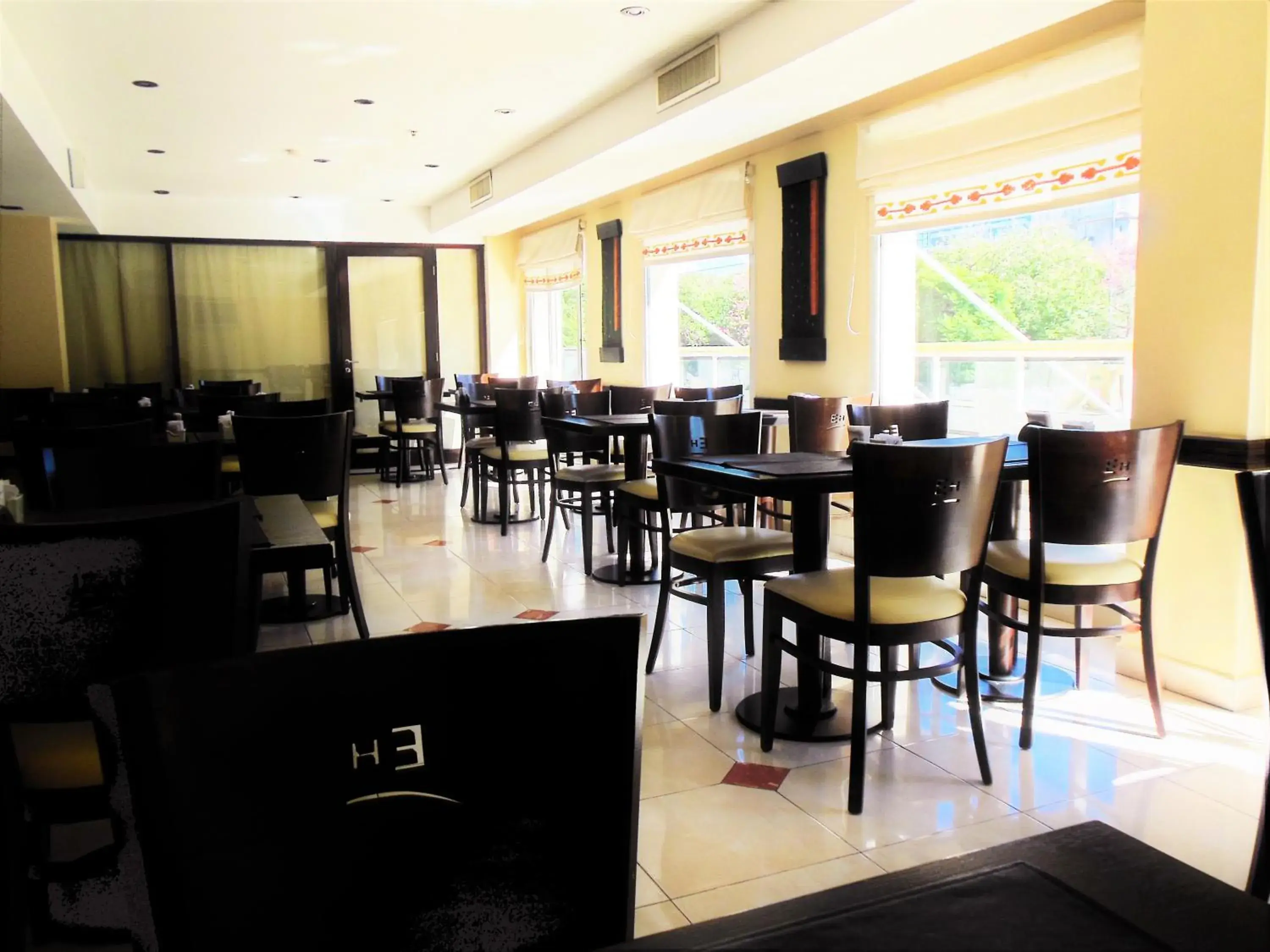 Restaurant/places to eat in Embajador Hotel Restaurant/places to eat in Embajador Hotel