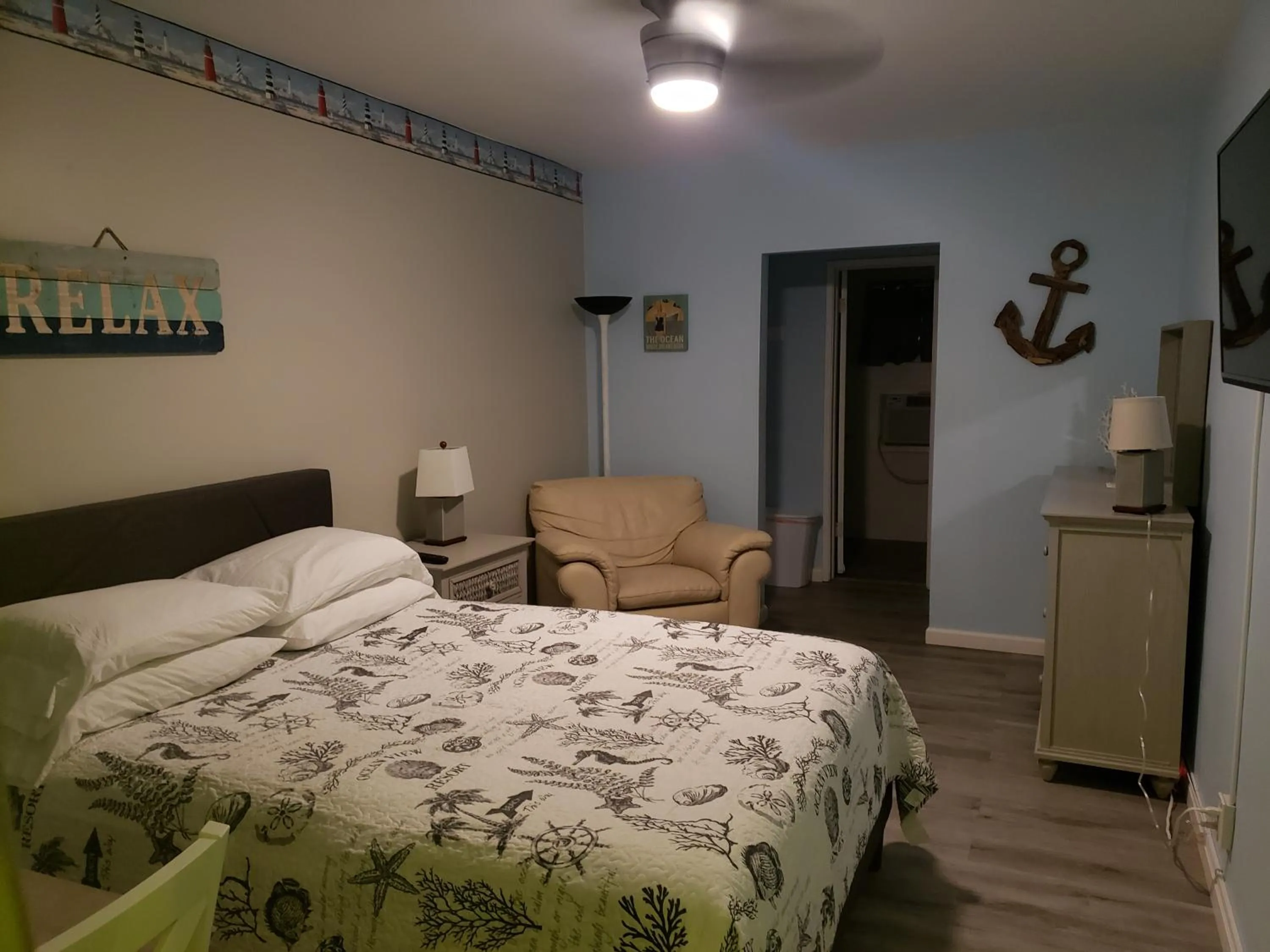 Bed in Ashley Brooke Beach Resort