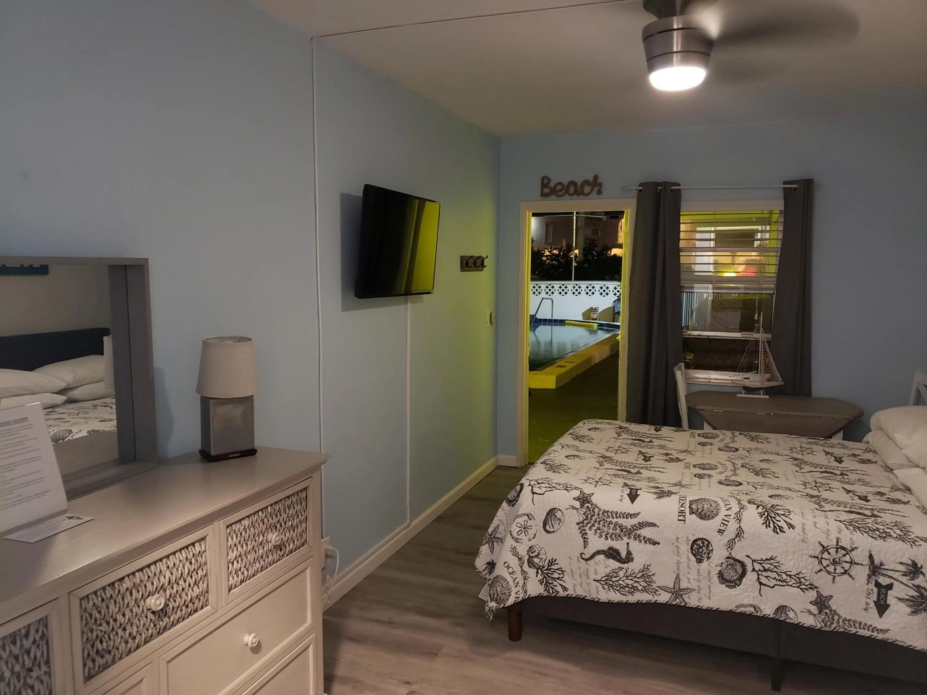 Bed in Ashley Brooke Beach Resort