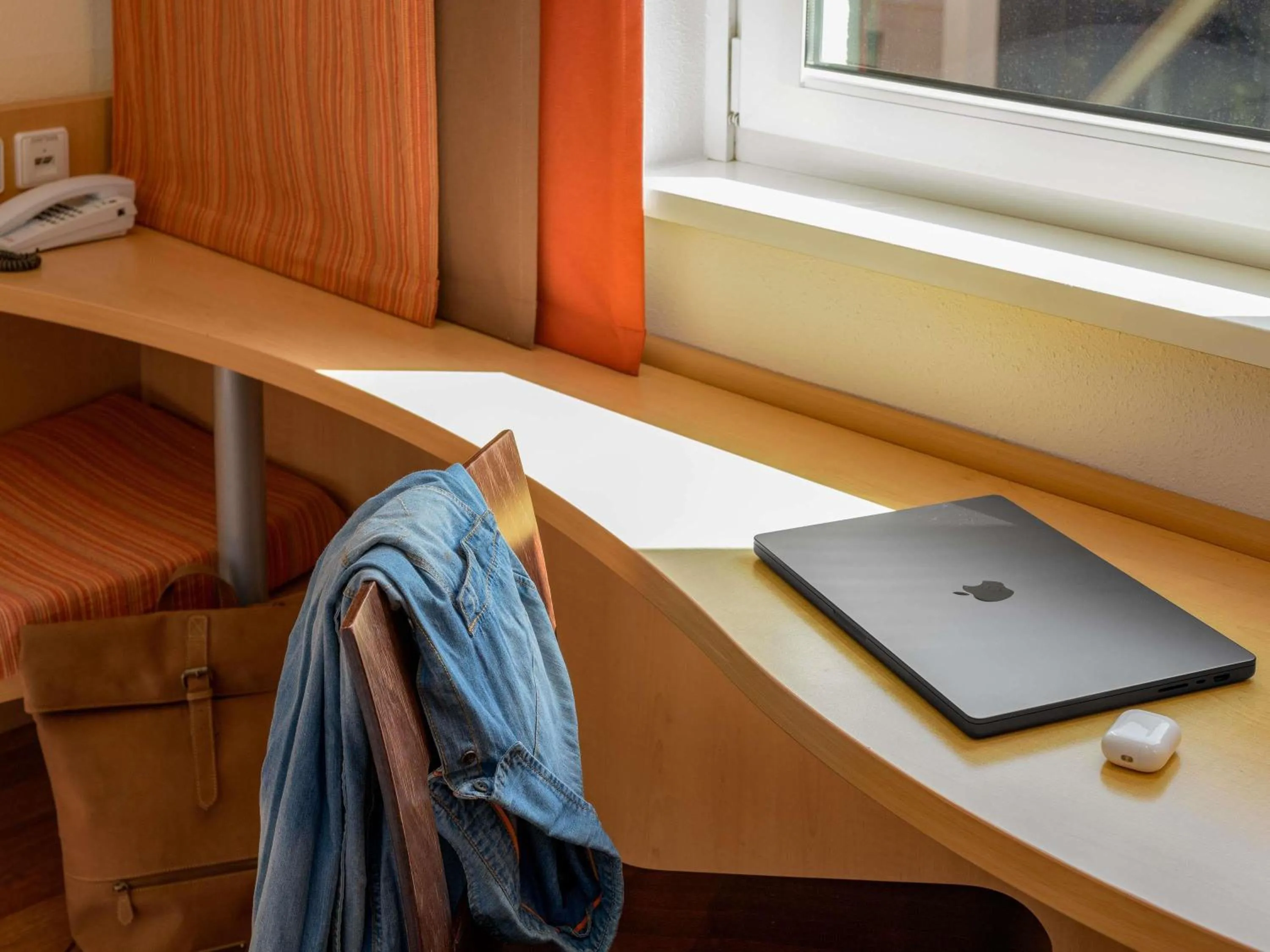 Bedroom in ibis Stuttgart Airport Messe