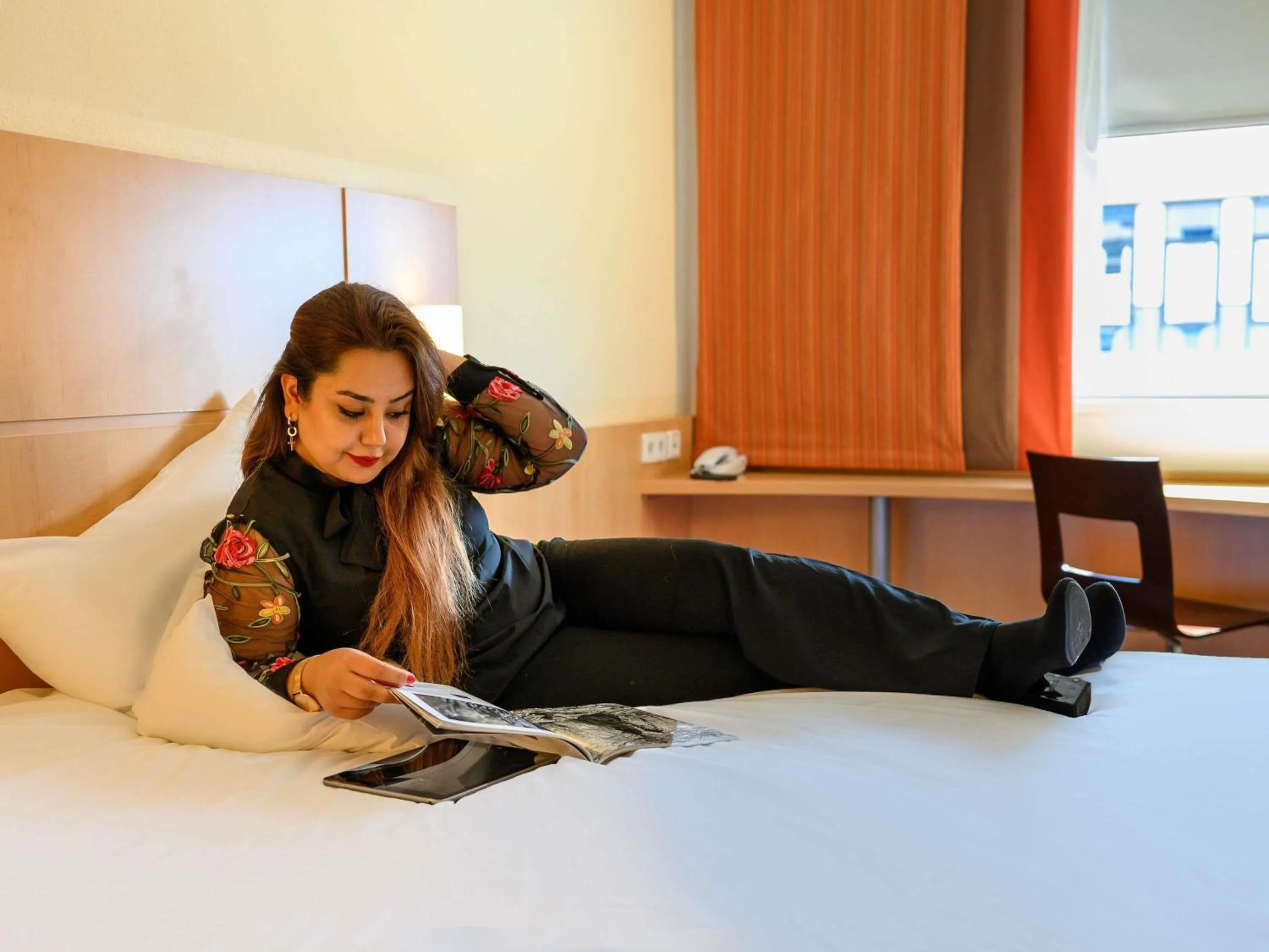 Bedroom, Bed in ibis Stuttgart Airport Messe