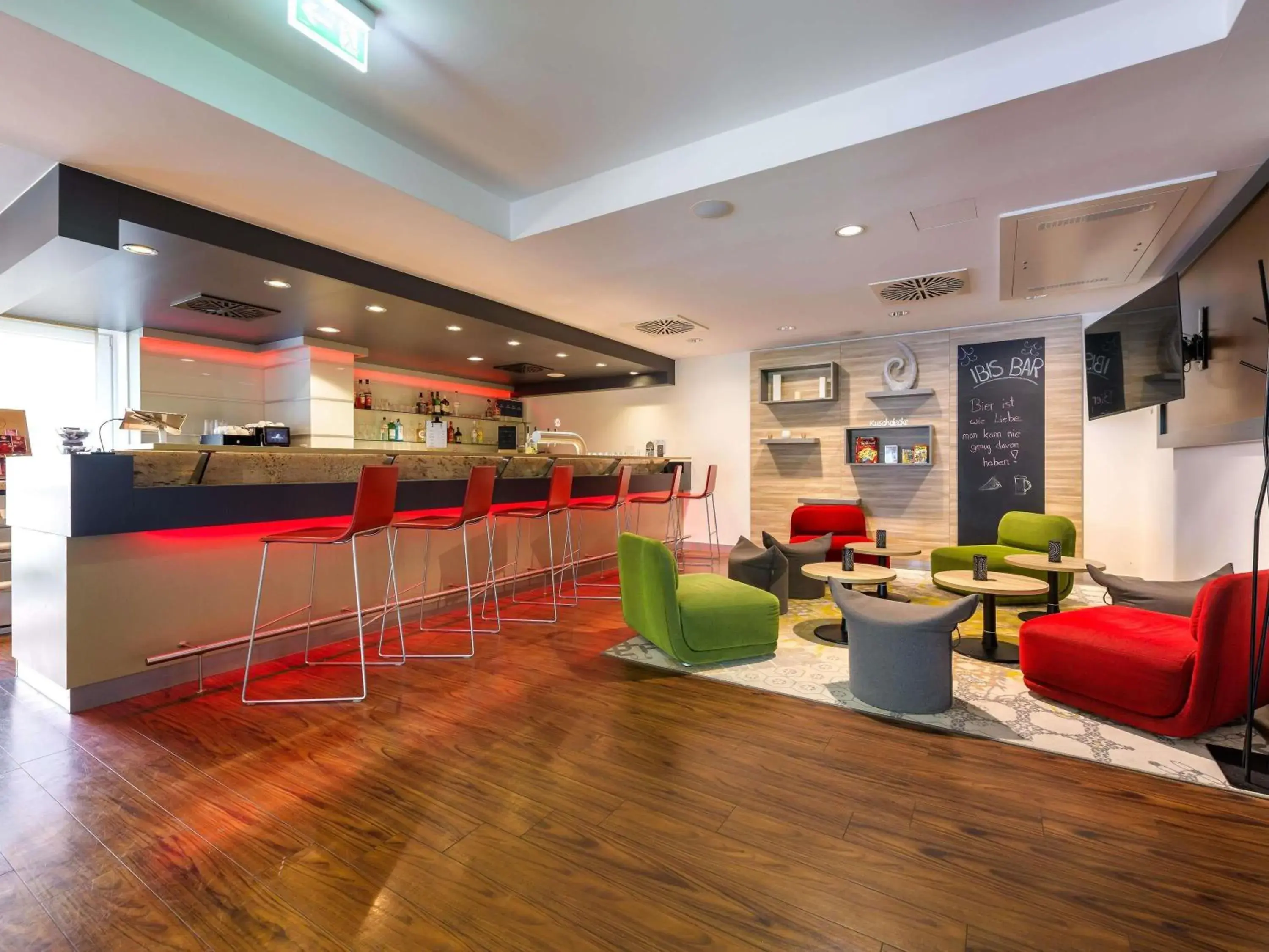 Lounge or bar in ibis Stuttgart Airport Messe Lounge or bar in ibis Stuttgart Airport Messe