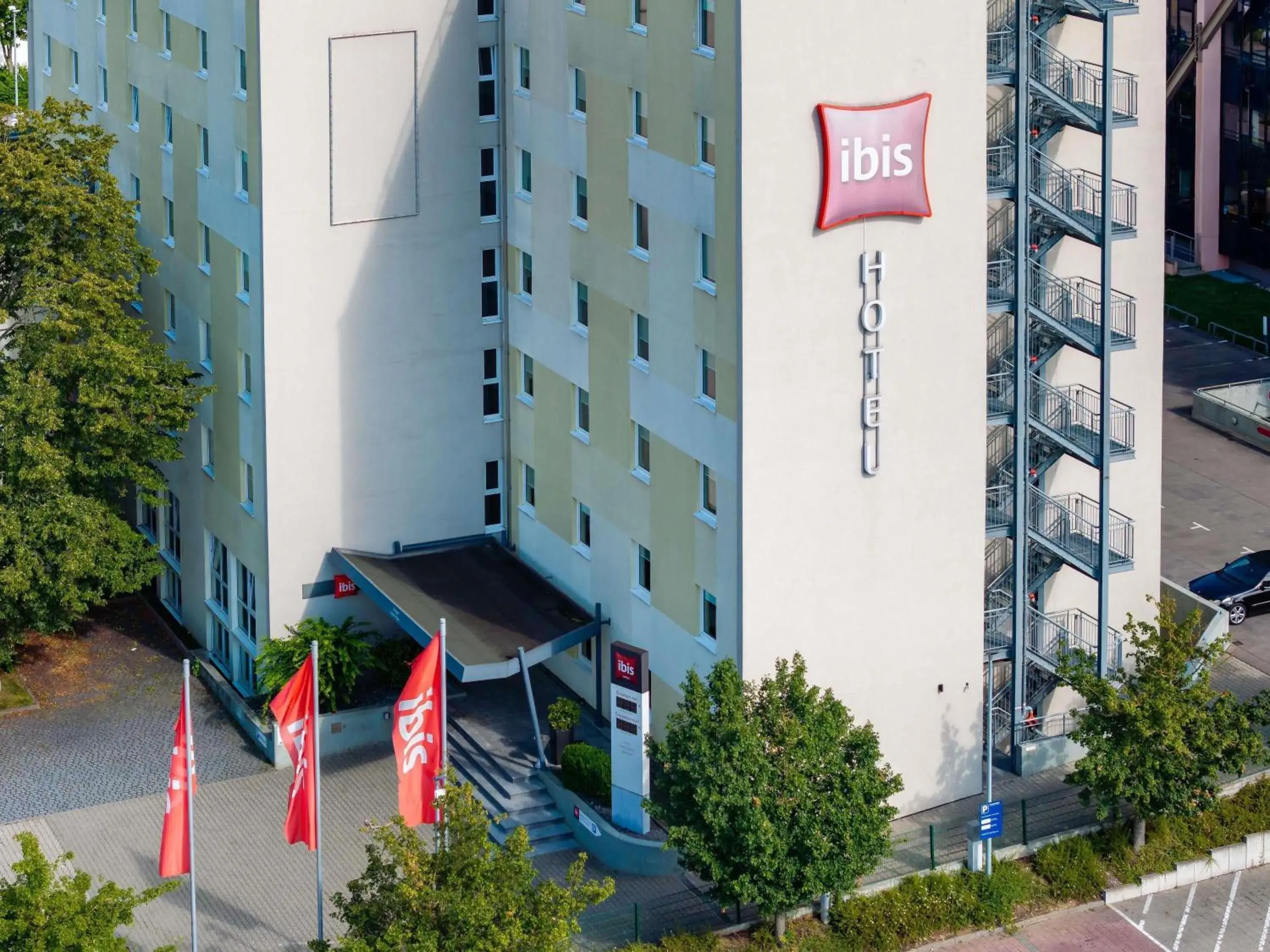 Property building in ibis Stuttgart Airport Messe Property building in ibis Stuttgart Airport Messe