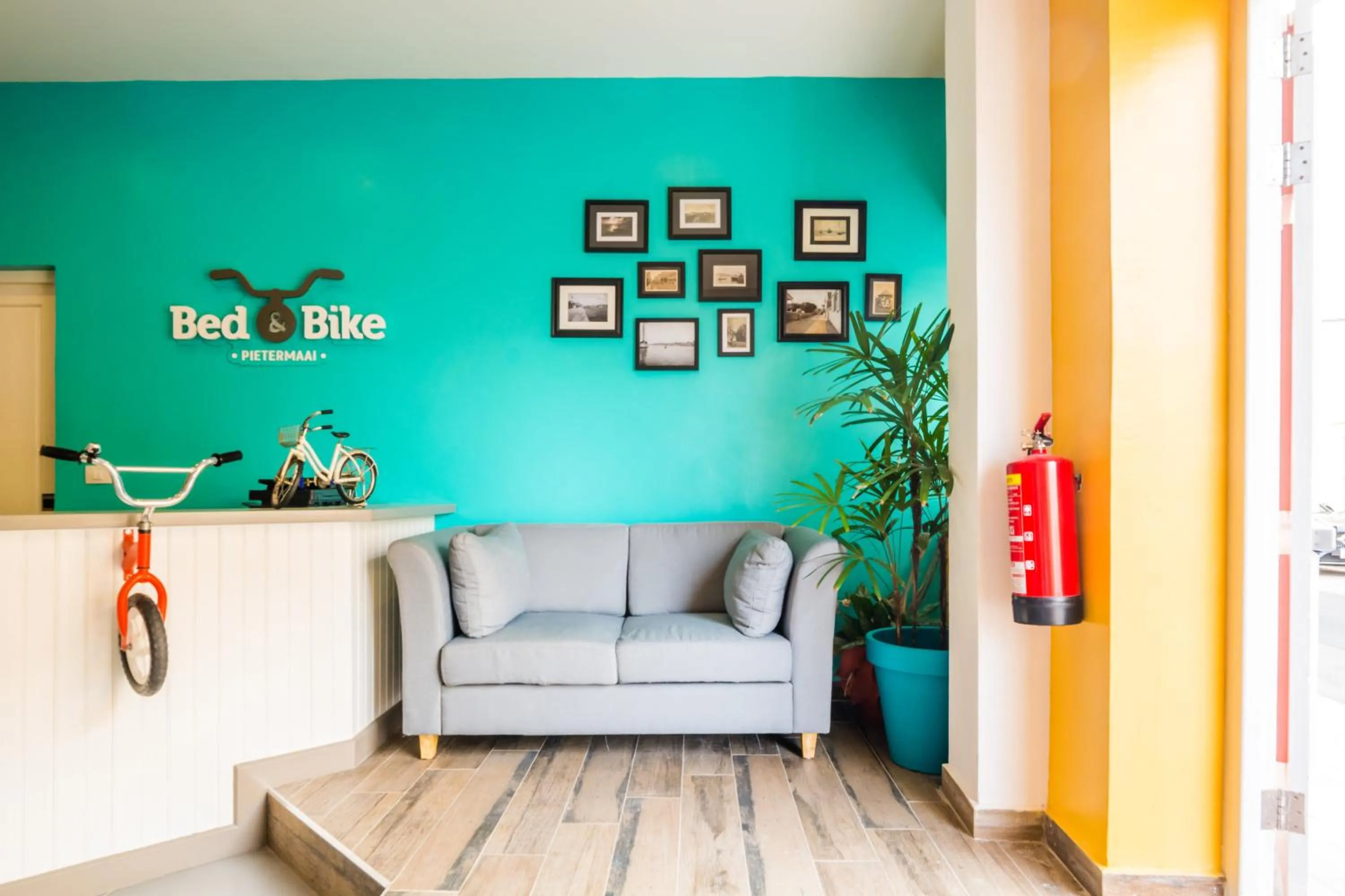 Lobby or reception in Bed & Bike Curacao - Pietermaai