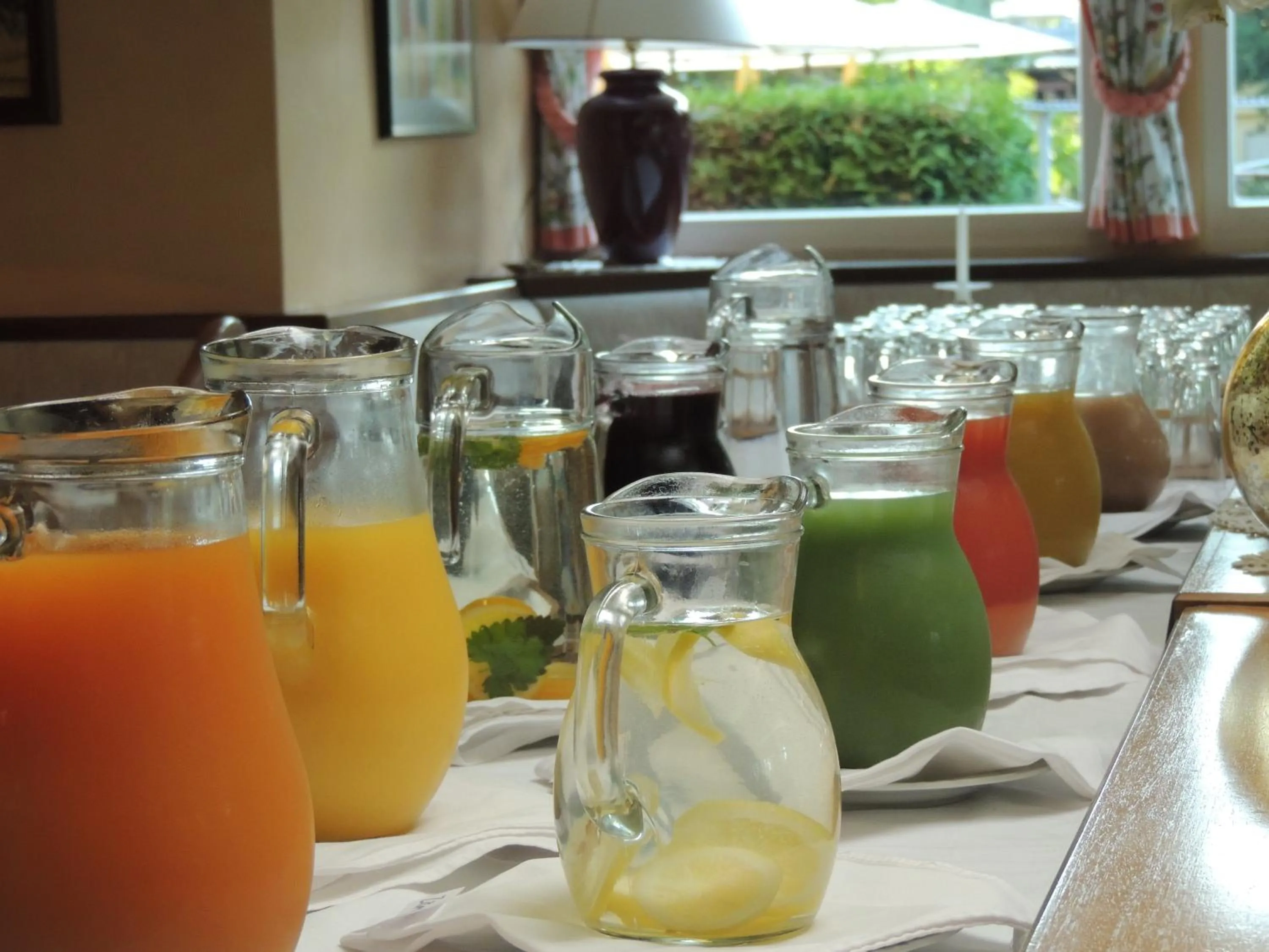 Restaurant/places to eat in Hotel Silvia