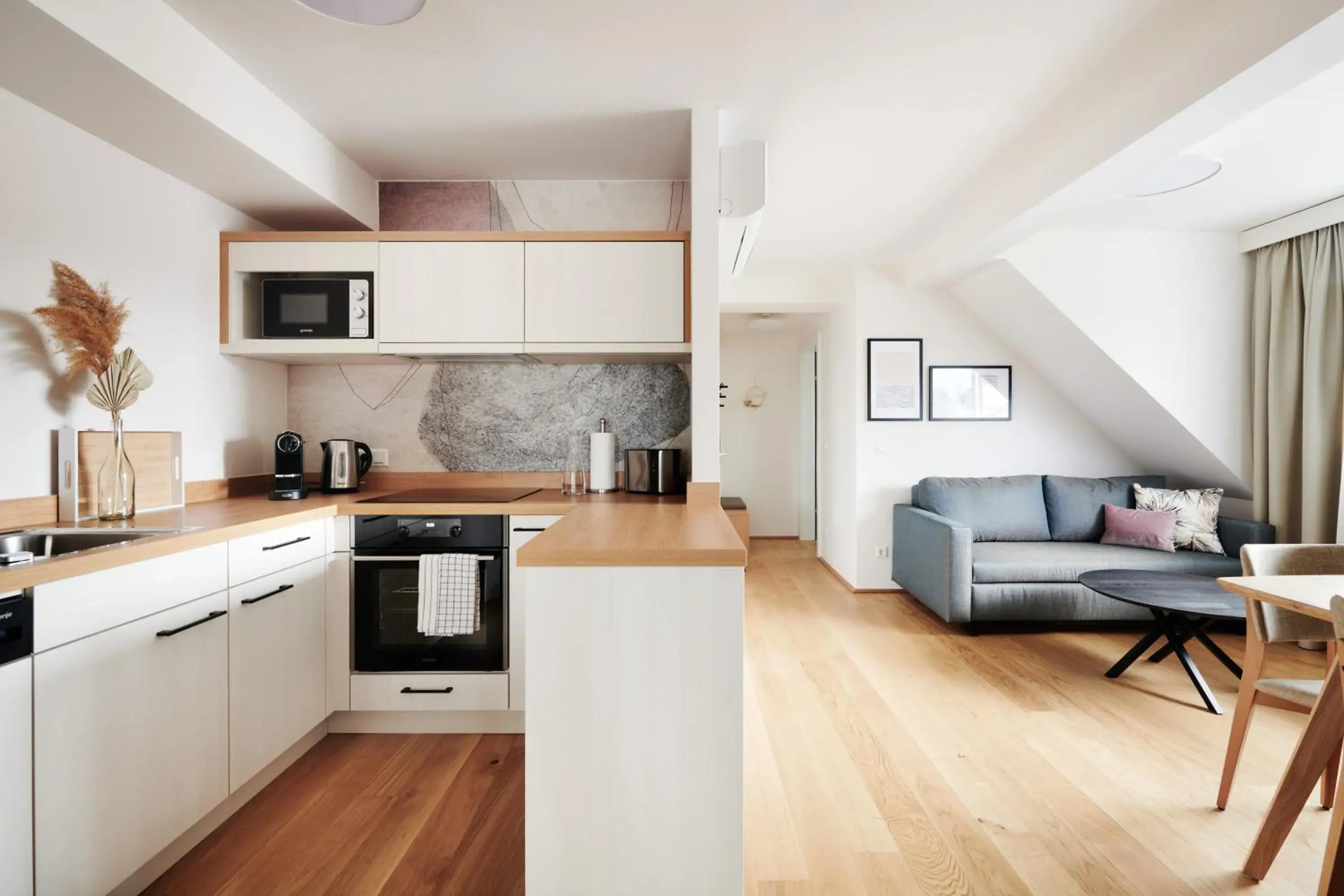 Penthouse Apartment with 2 bedrooms & air conditioning in HOMEBOUND APARTMENTS Salzburg City I - contactless check-in Penthouse Apartment with 2 bedrooms & air conditioning in HOMEBOUND APARTMENTS Salzburg City I - contactless check-in