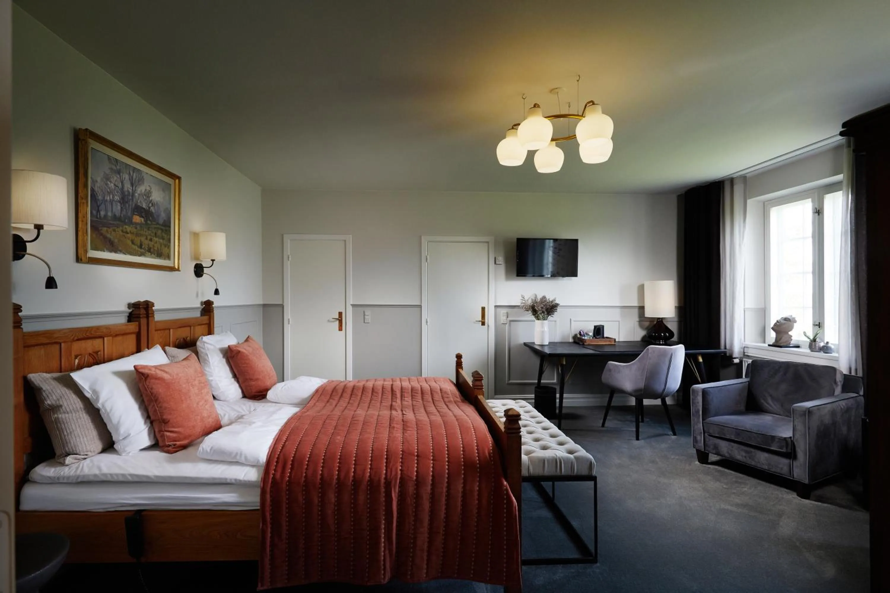 Bedroom, Bed in Gl. Avernæs Sinatur Hotel & Konference