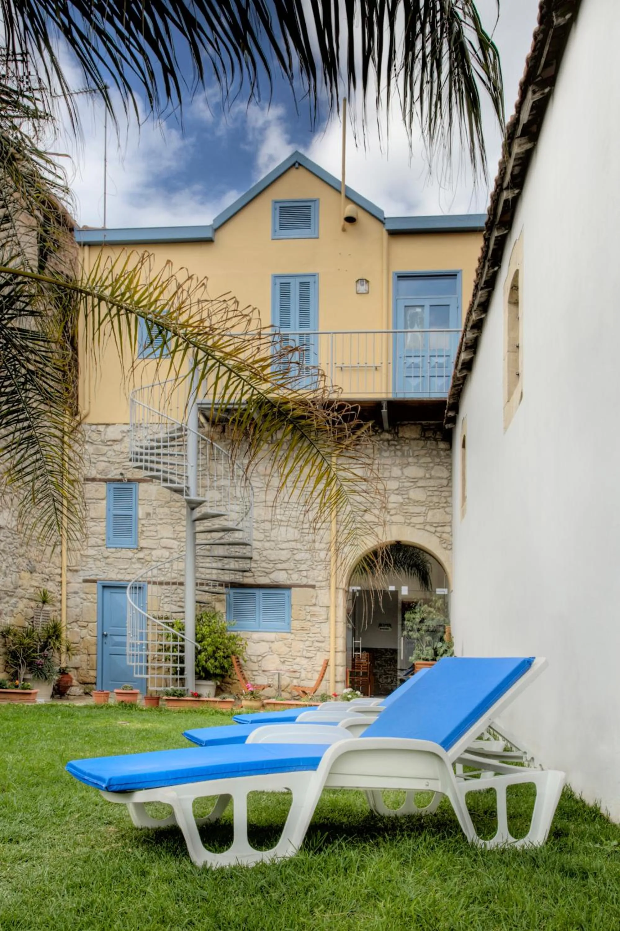 Facade/entrance in Alkisti City Hotel