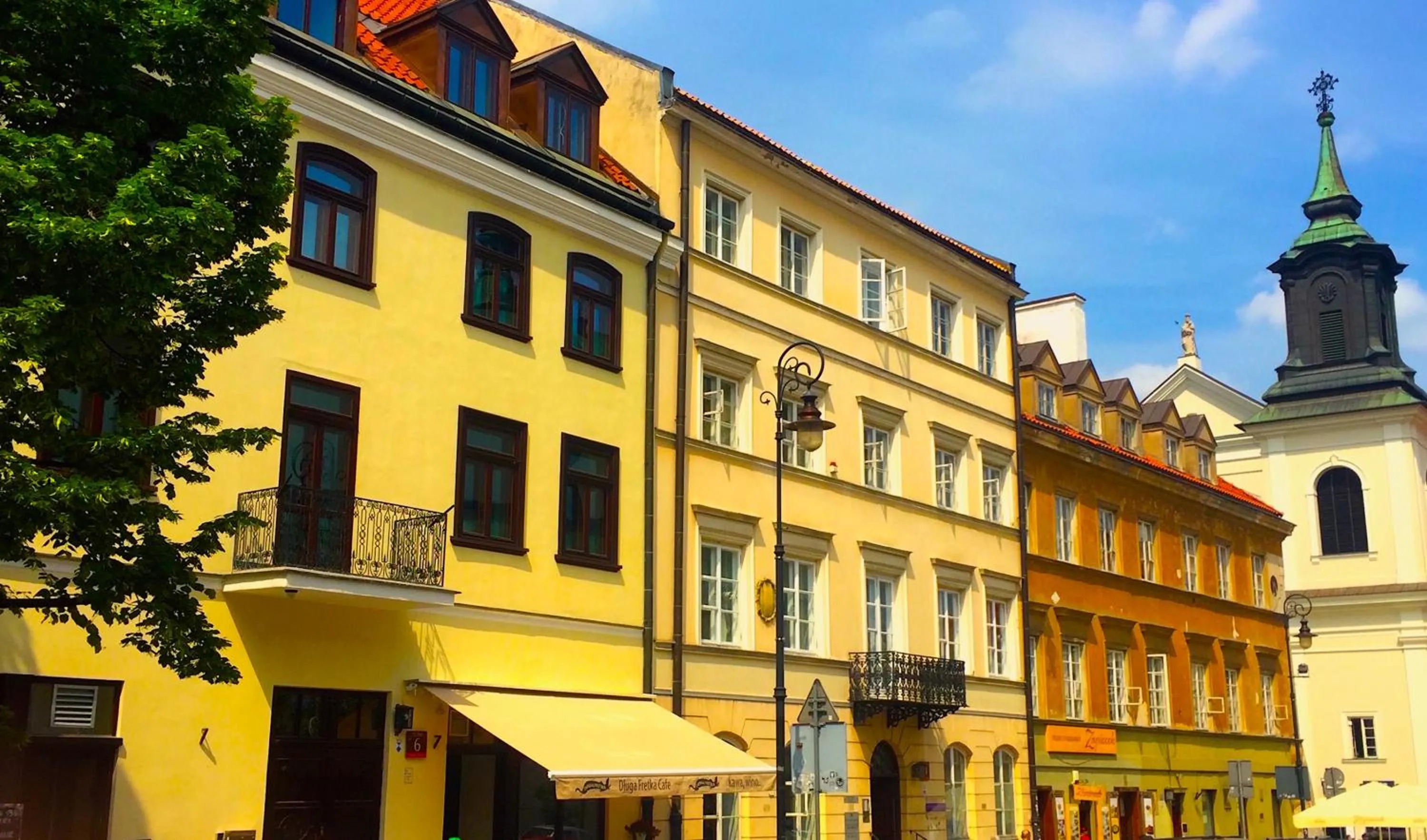 Property building in Oki Doki OLD TOWN