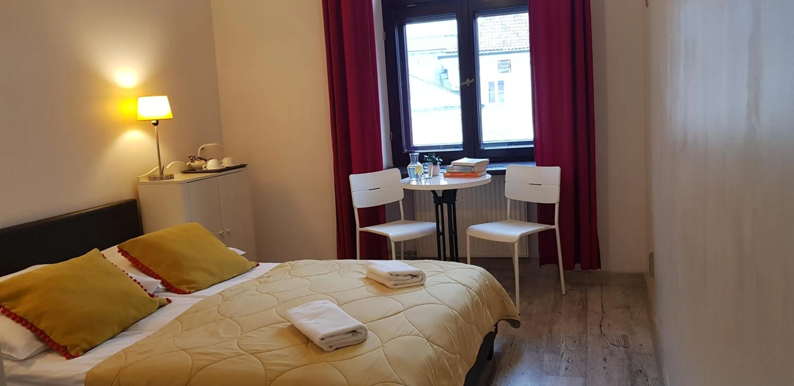 Bed in Oki Doki OLD TOWN