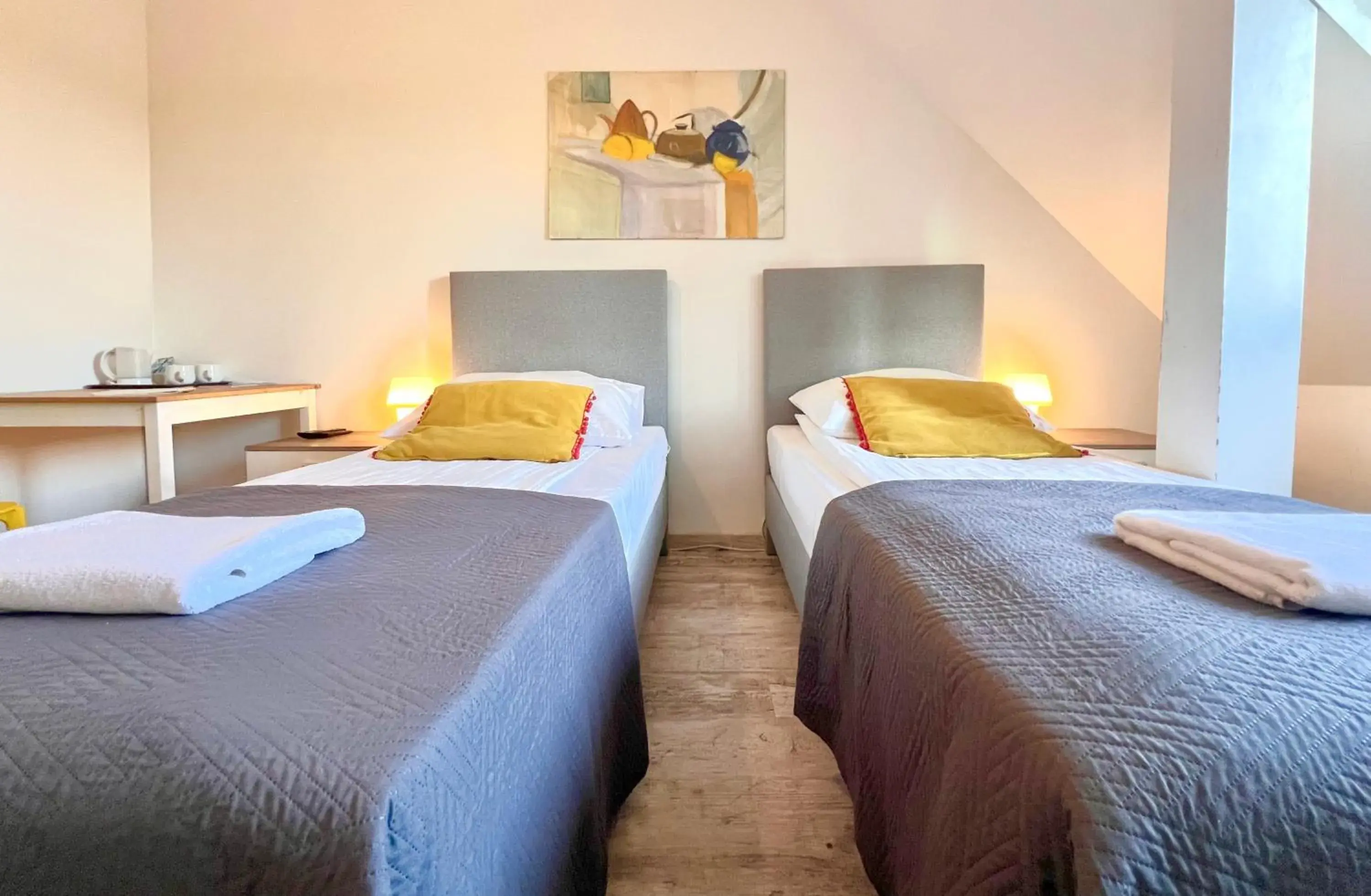 Twin Room with Shared Bathroom in Oki Doki OLD TOWN Twin Room with Shared Bathroom in Oki Doki OLD TOWN