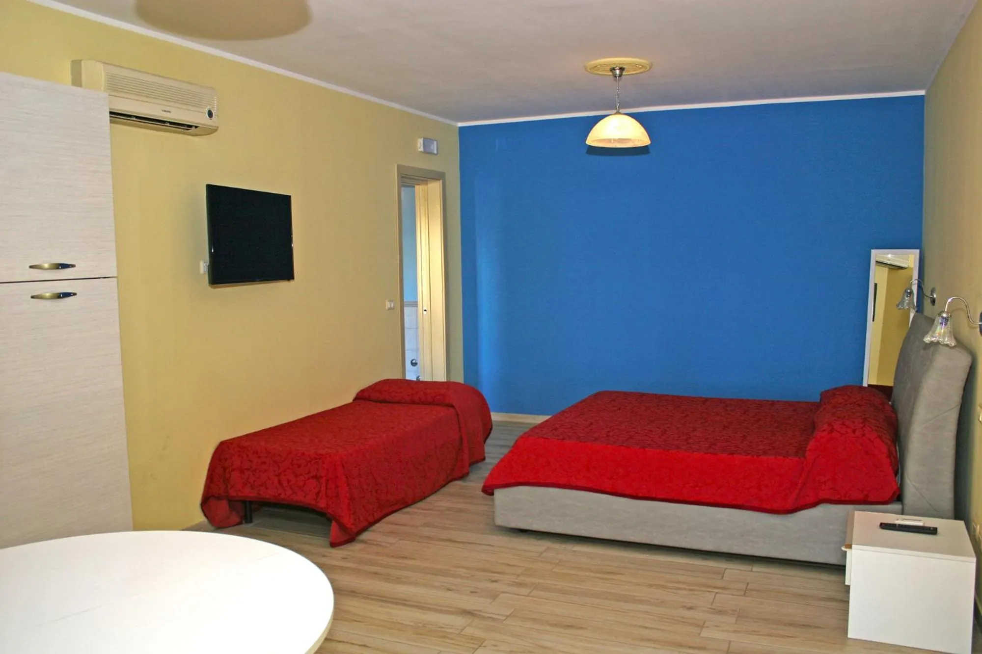 Bed in Villa Paladino - B&B e Guest House