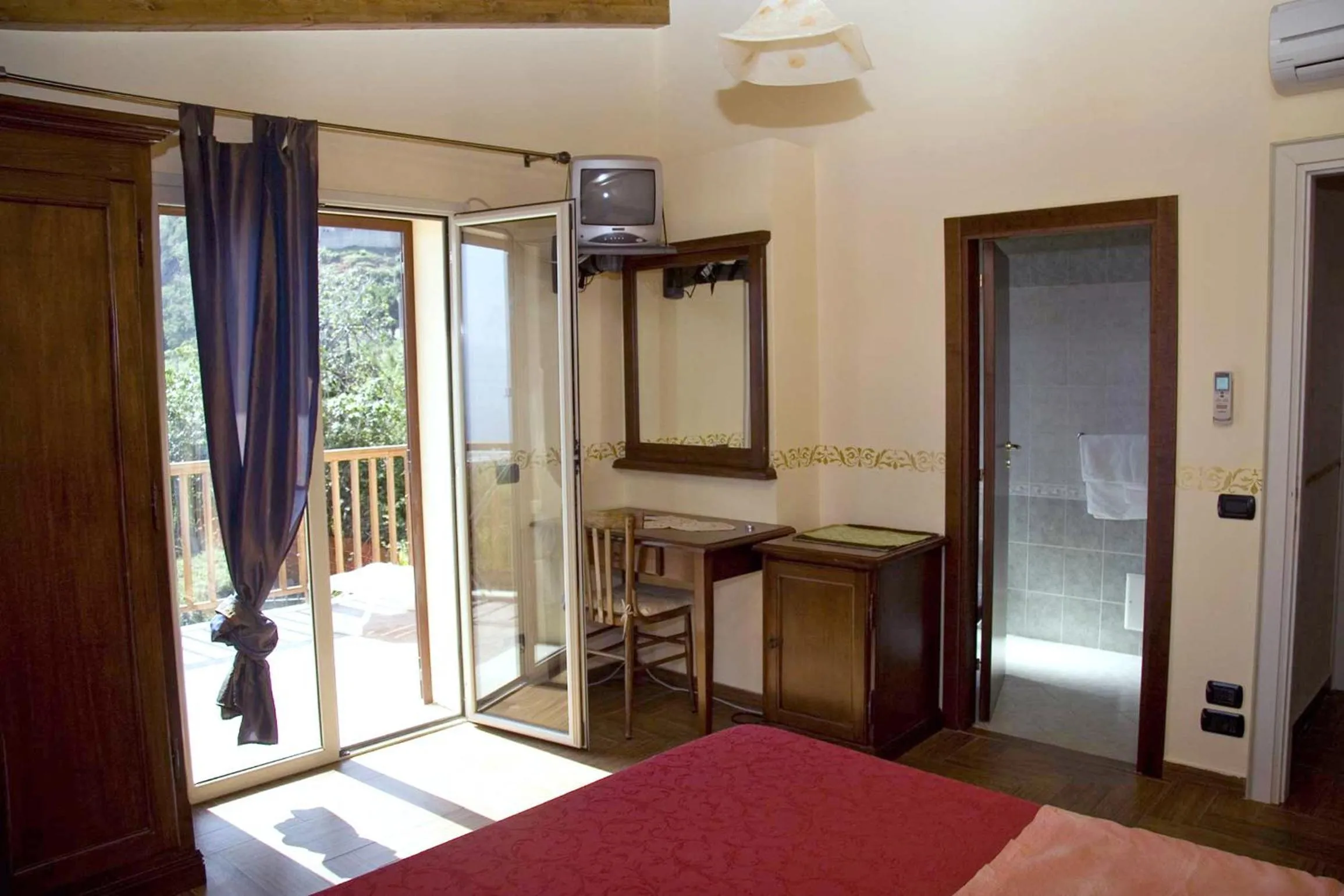 Bed in Villa Paladino - B&B e Guest House