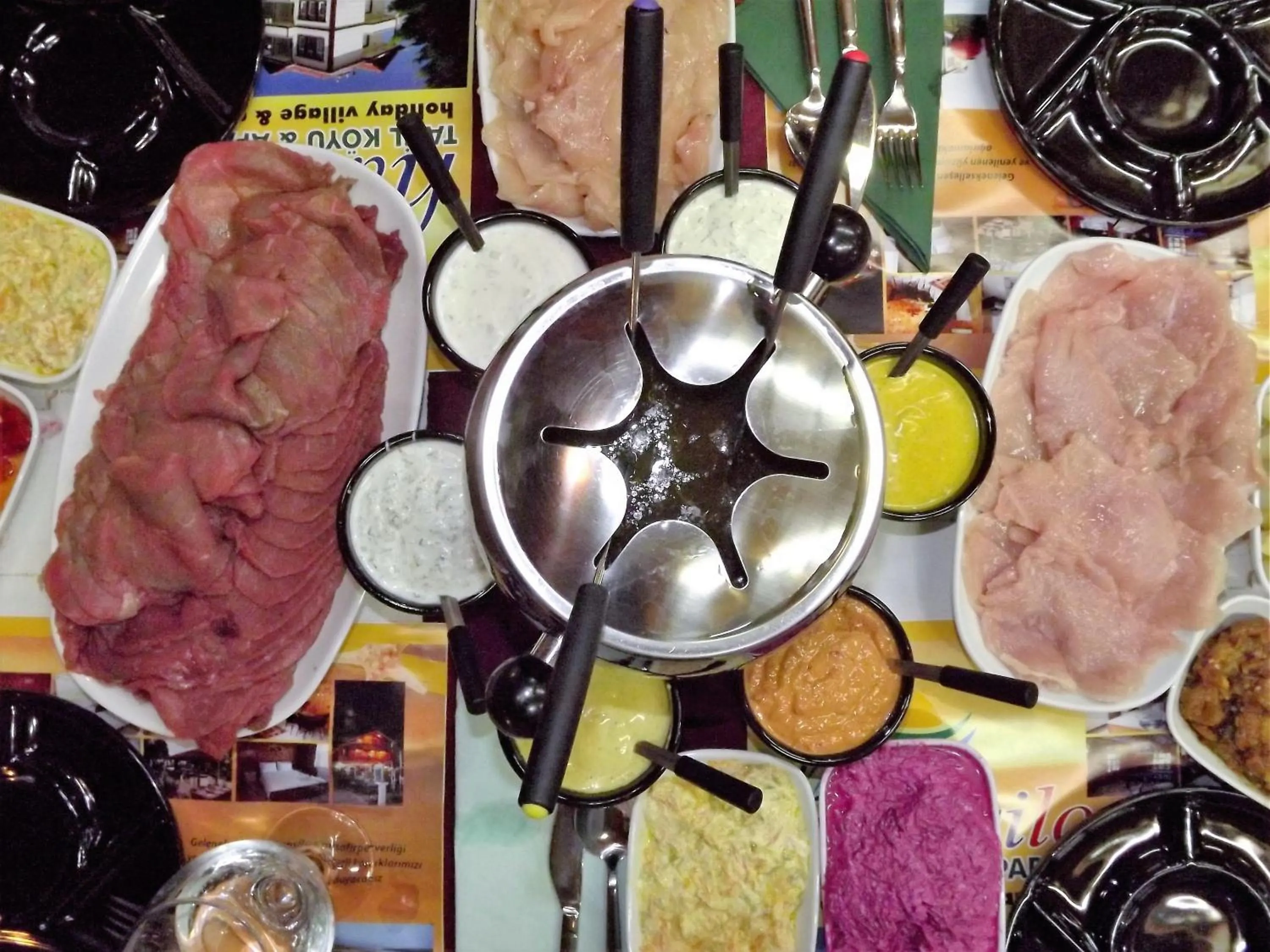 Restaurant/places to eat in Hamsilos Apart Hotel