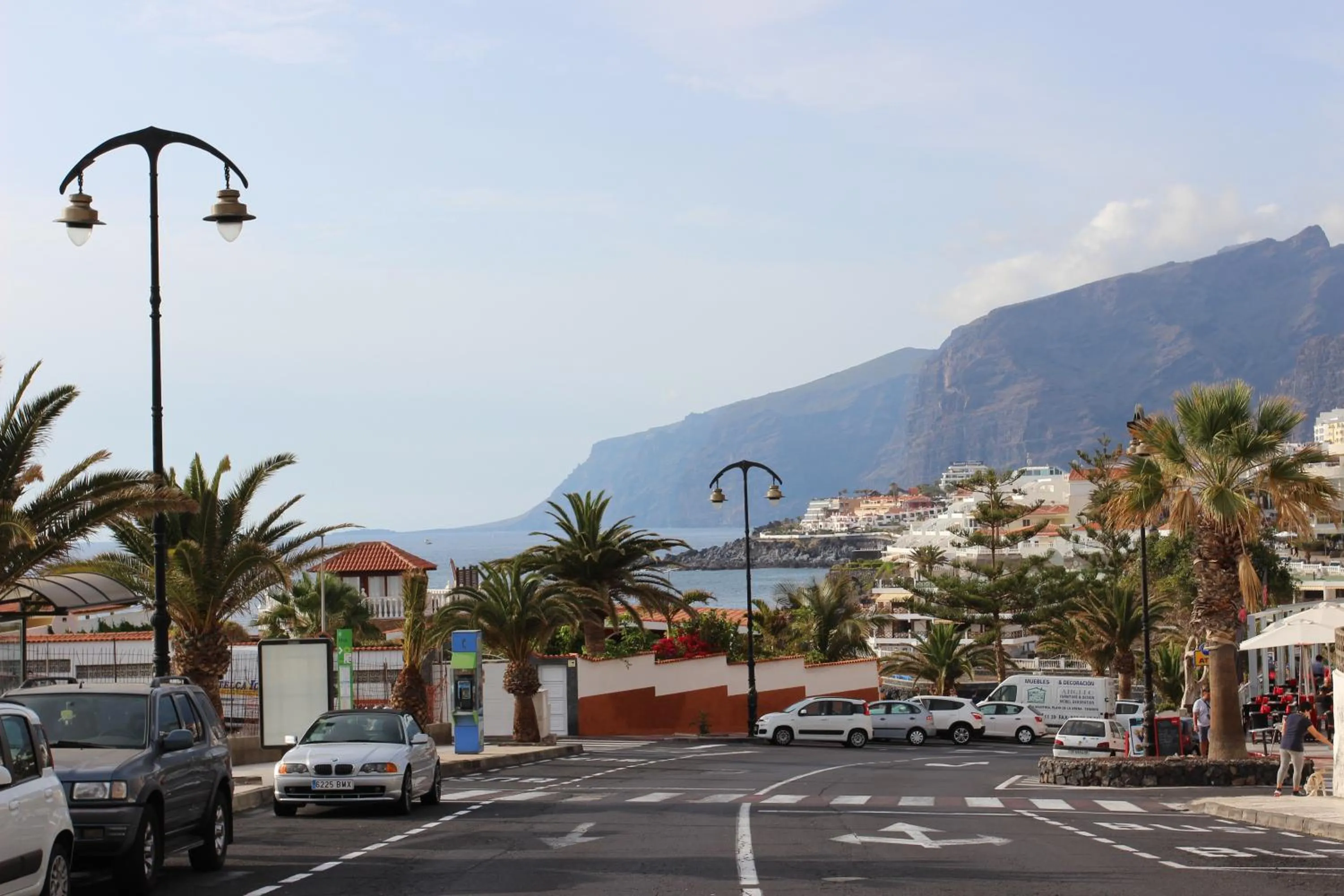 Neighbourhood in Ocean View Apartment at the beach Playa de La Arena