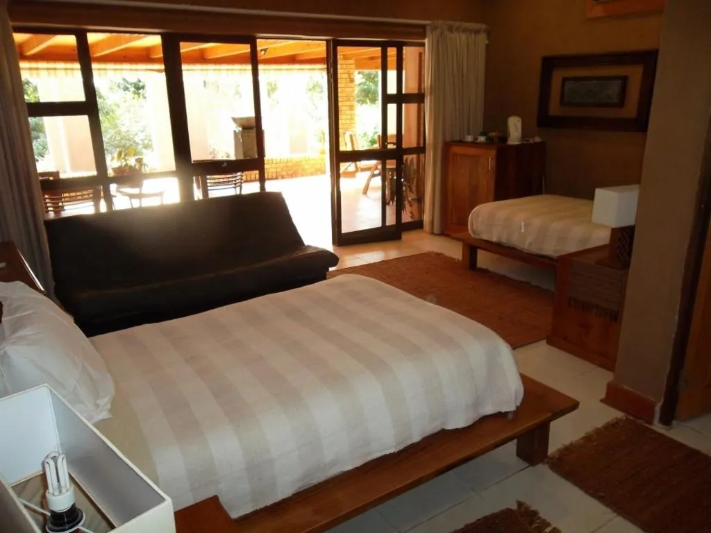 Photo of the whole room, Bed in Ku De Ta B&B