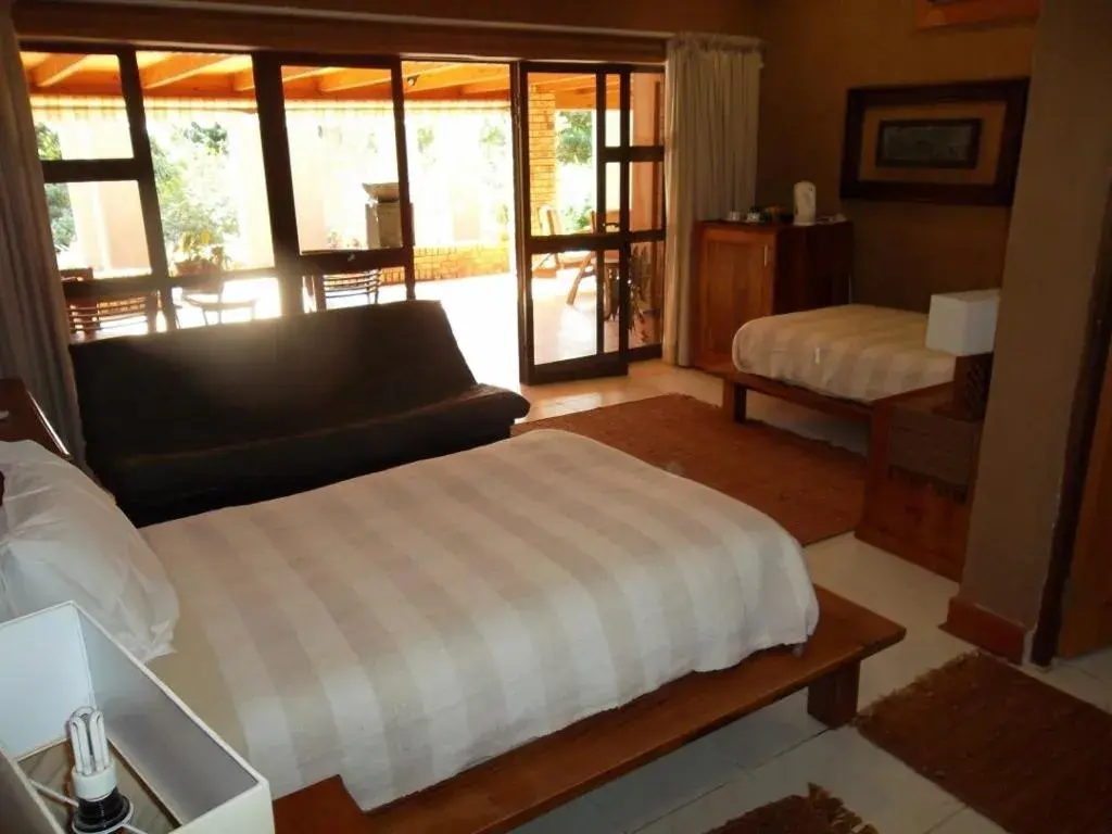 Twin Room - single occupancy in Ku De Ta B&B Twin Room - single occupancy in Ku De Ta B&B