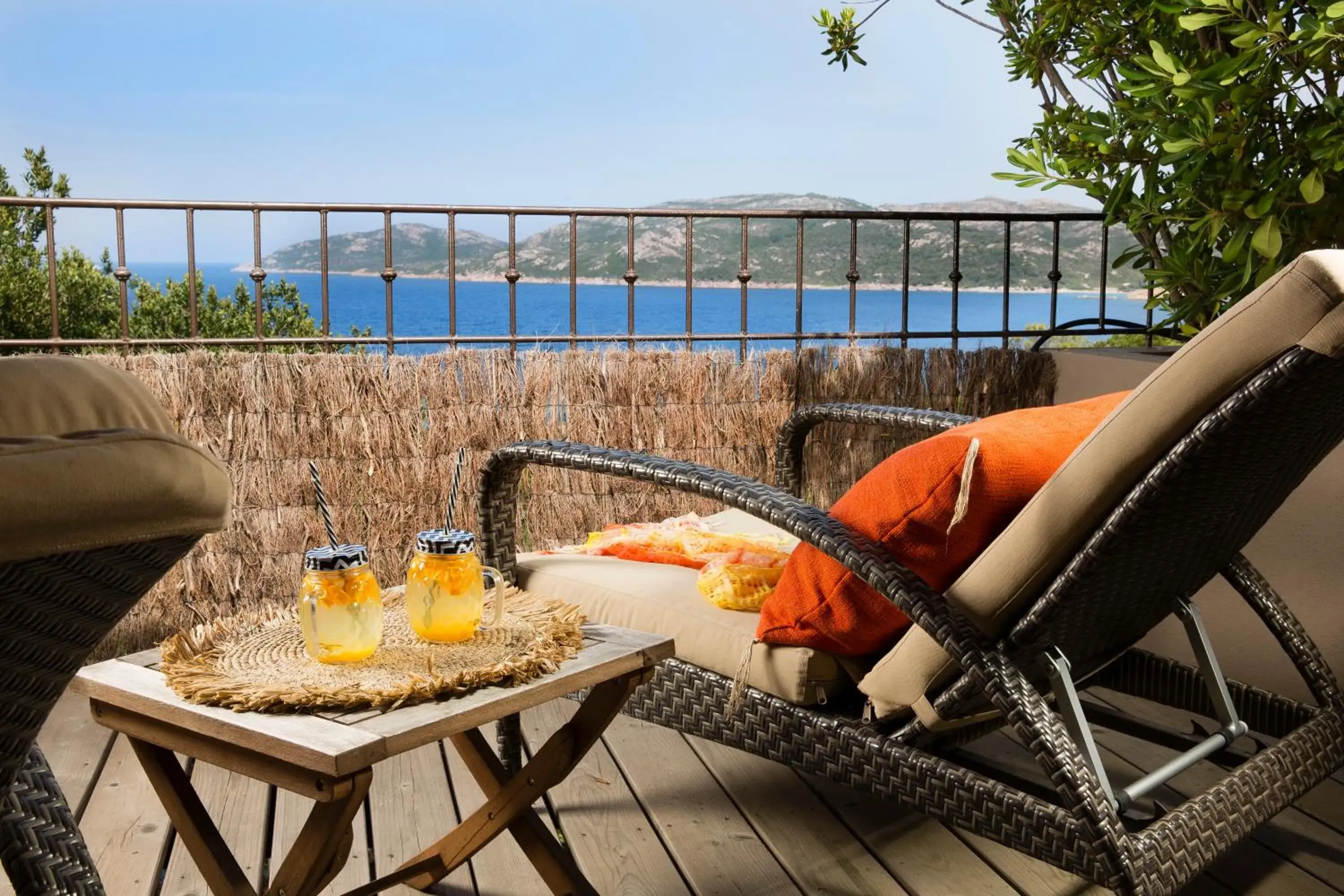 Superior Queen Room Sea View in U Capu Biancu Superior Queen Room Sea View in U Capu Biancu