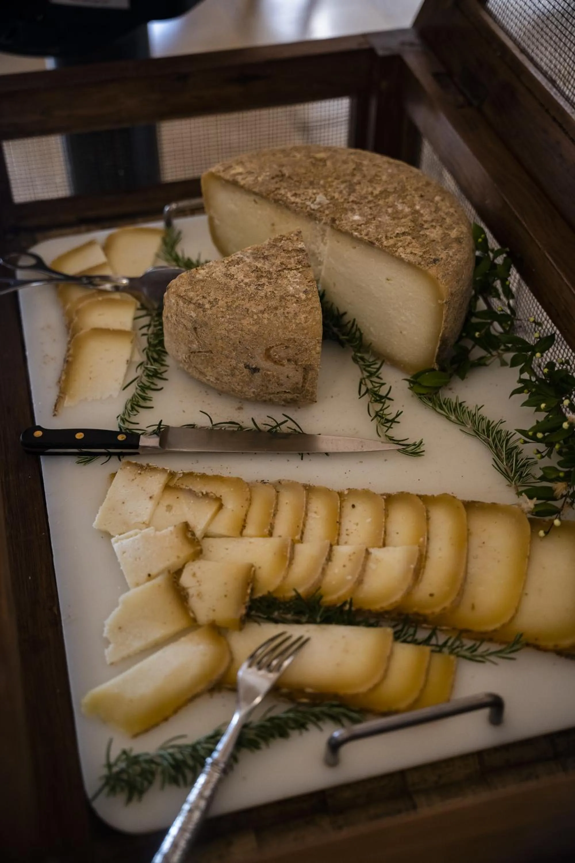 Restaurant/places to eat in U Capu Biancu