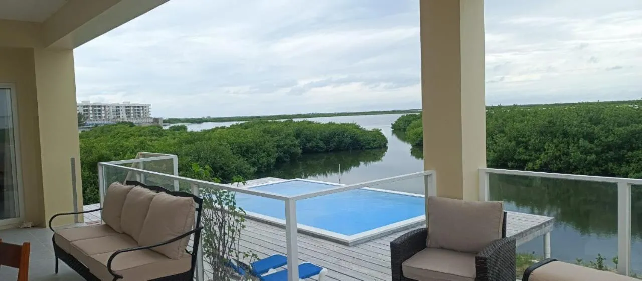 Bella Vista Resort Belize