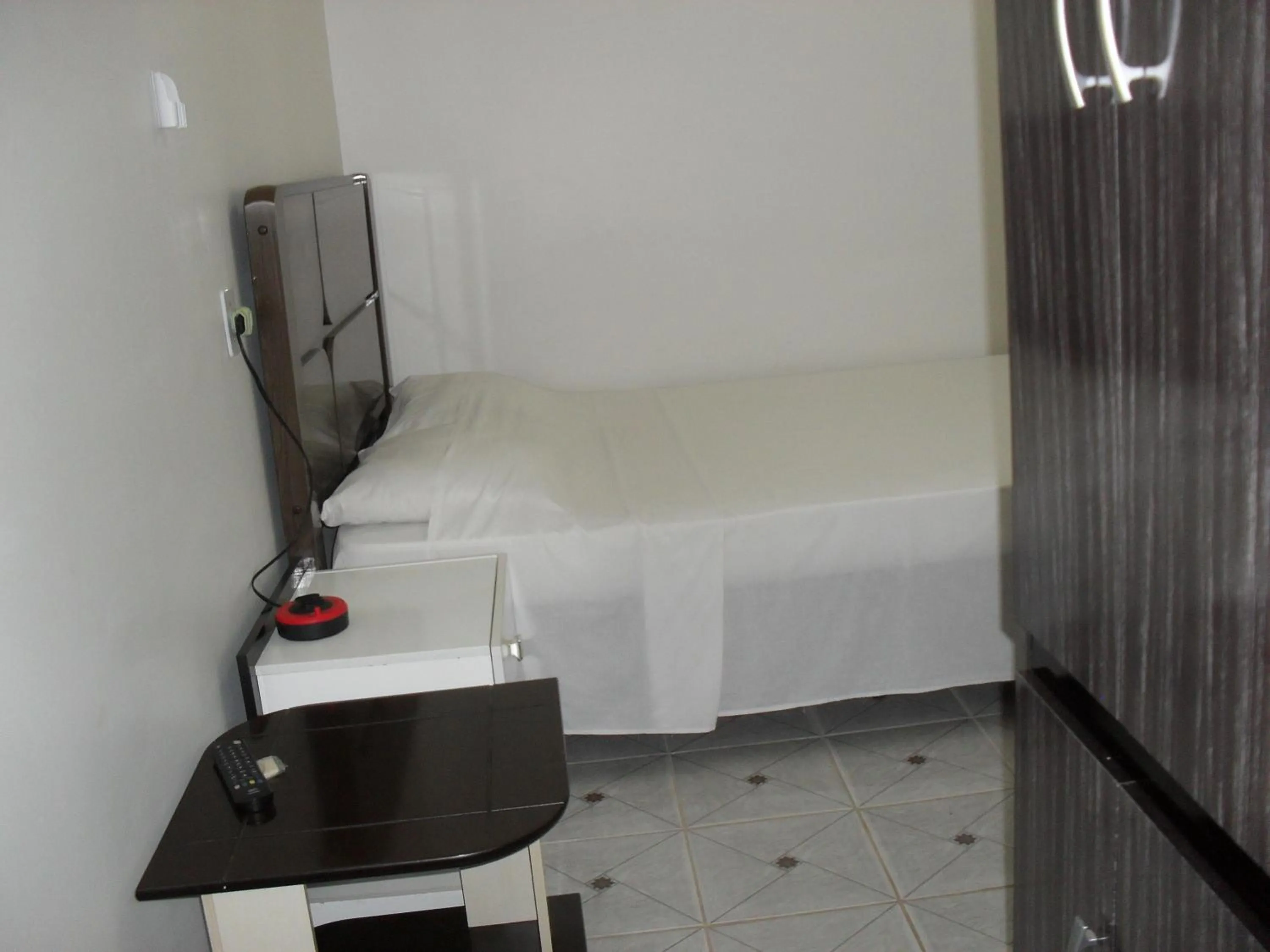 Photo of the whole room, Bed in Hotel Niteroi