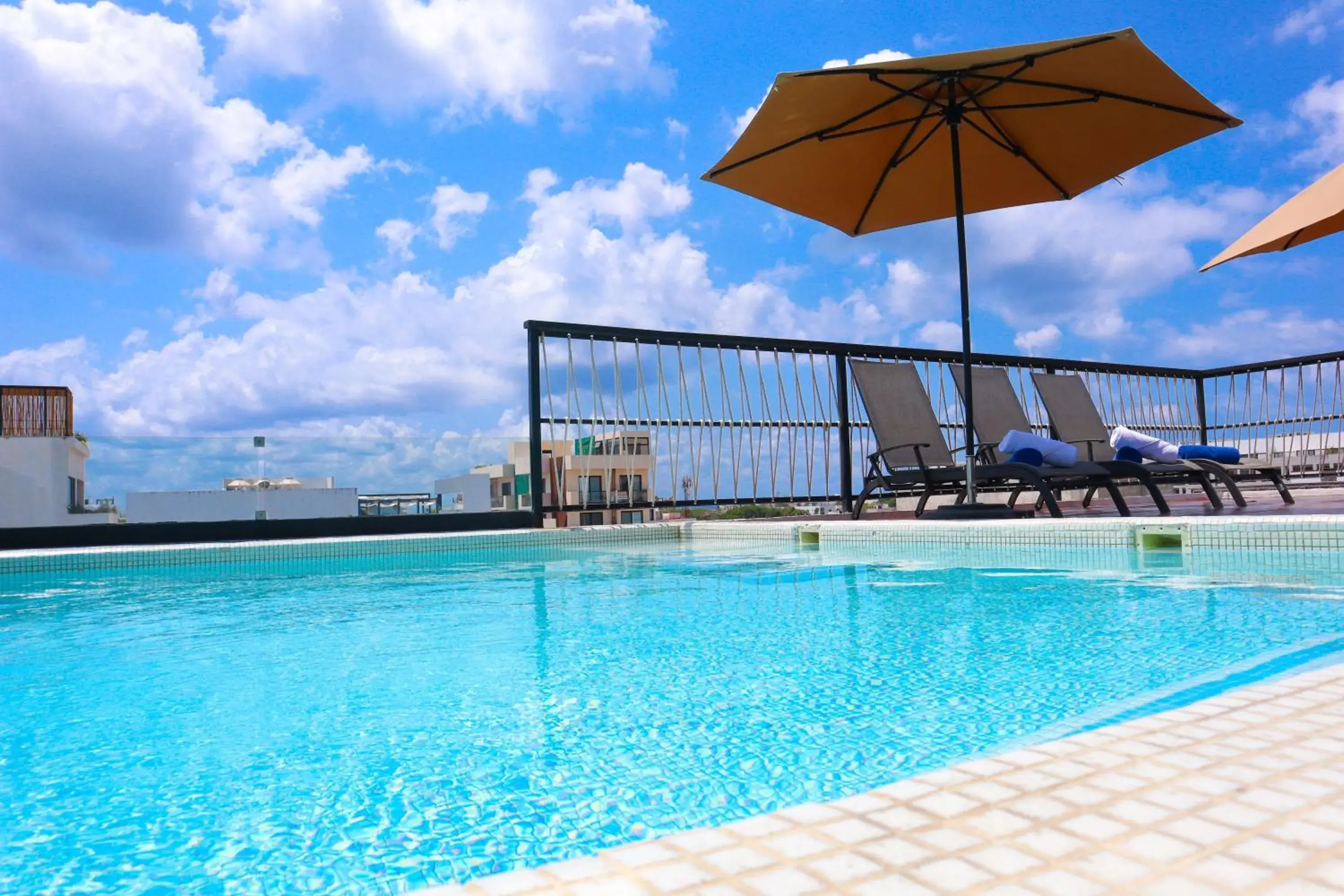 Swimming pool in Hotelito del Mar Playa del Carmen Swimming pool in Hotelito del Mar Playa del Carmen