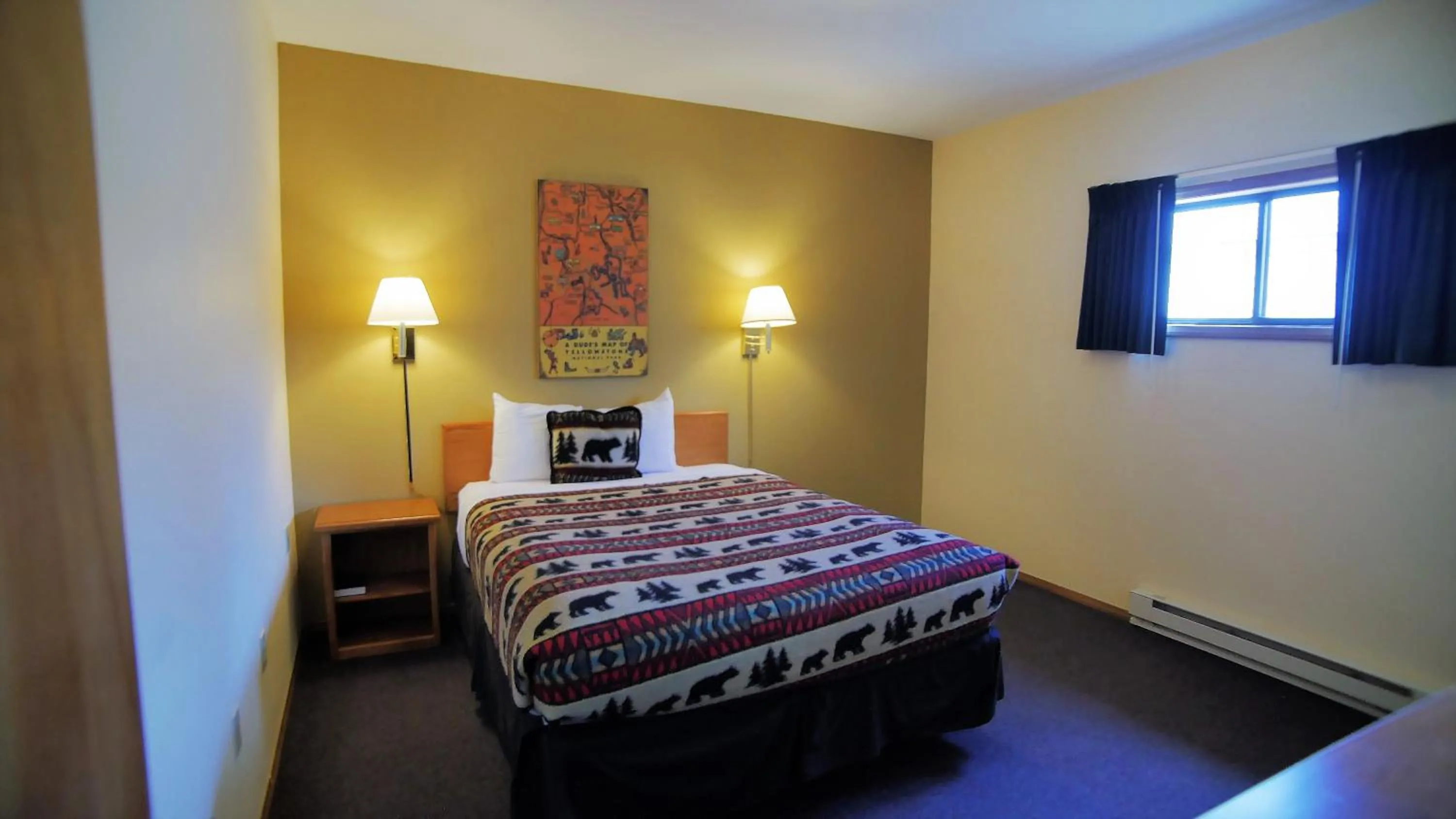 Bed in City Center Motel