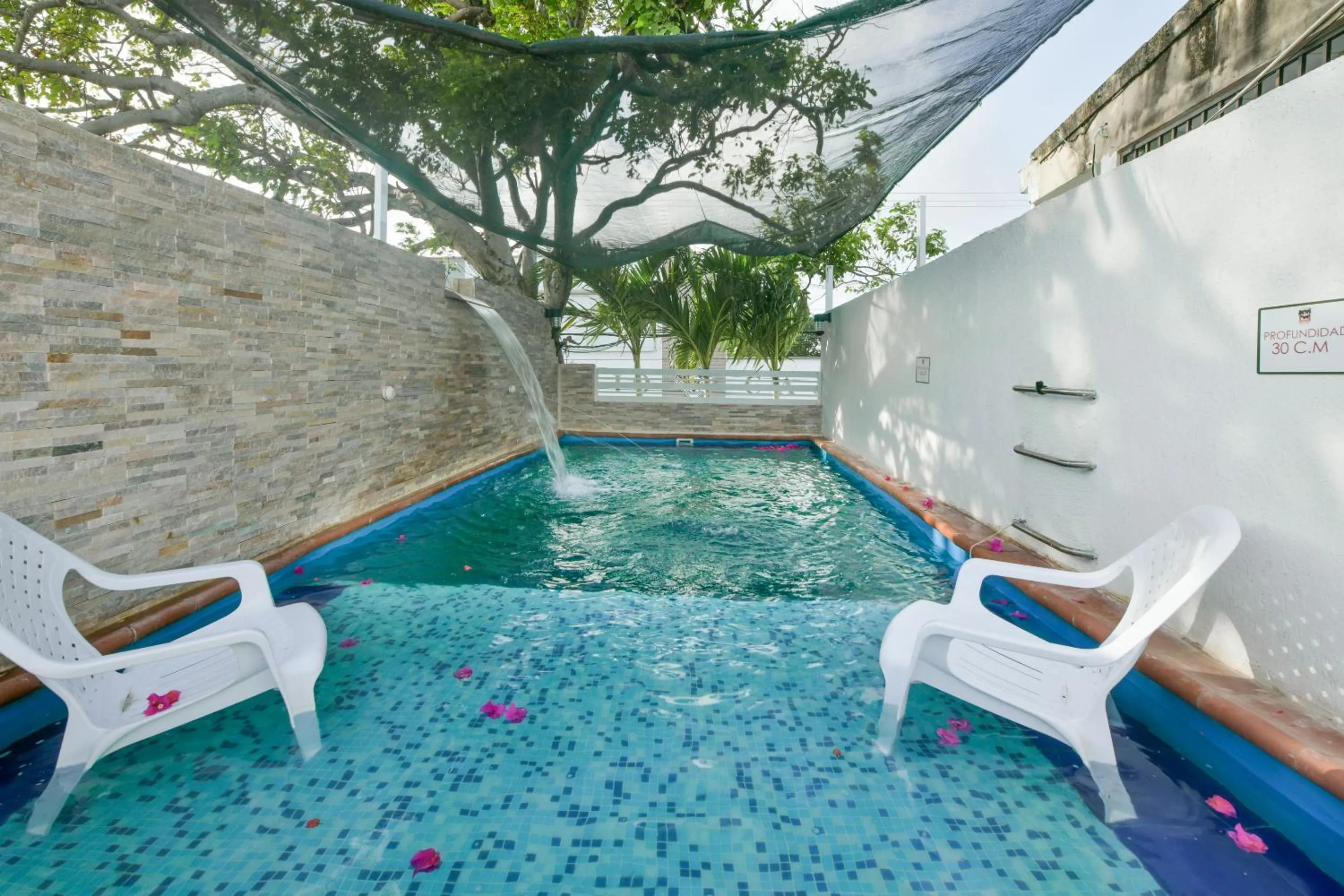 Posada J&J Forbes - 1