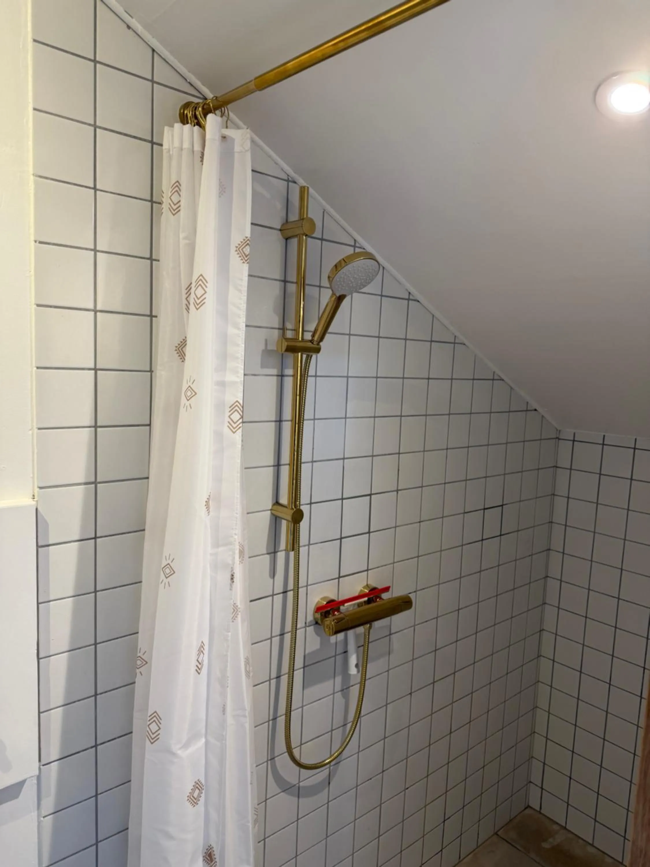 Bathroom in JANTZENs HOTEL