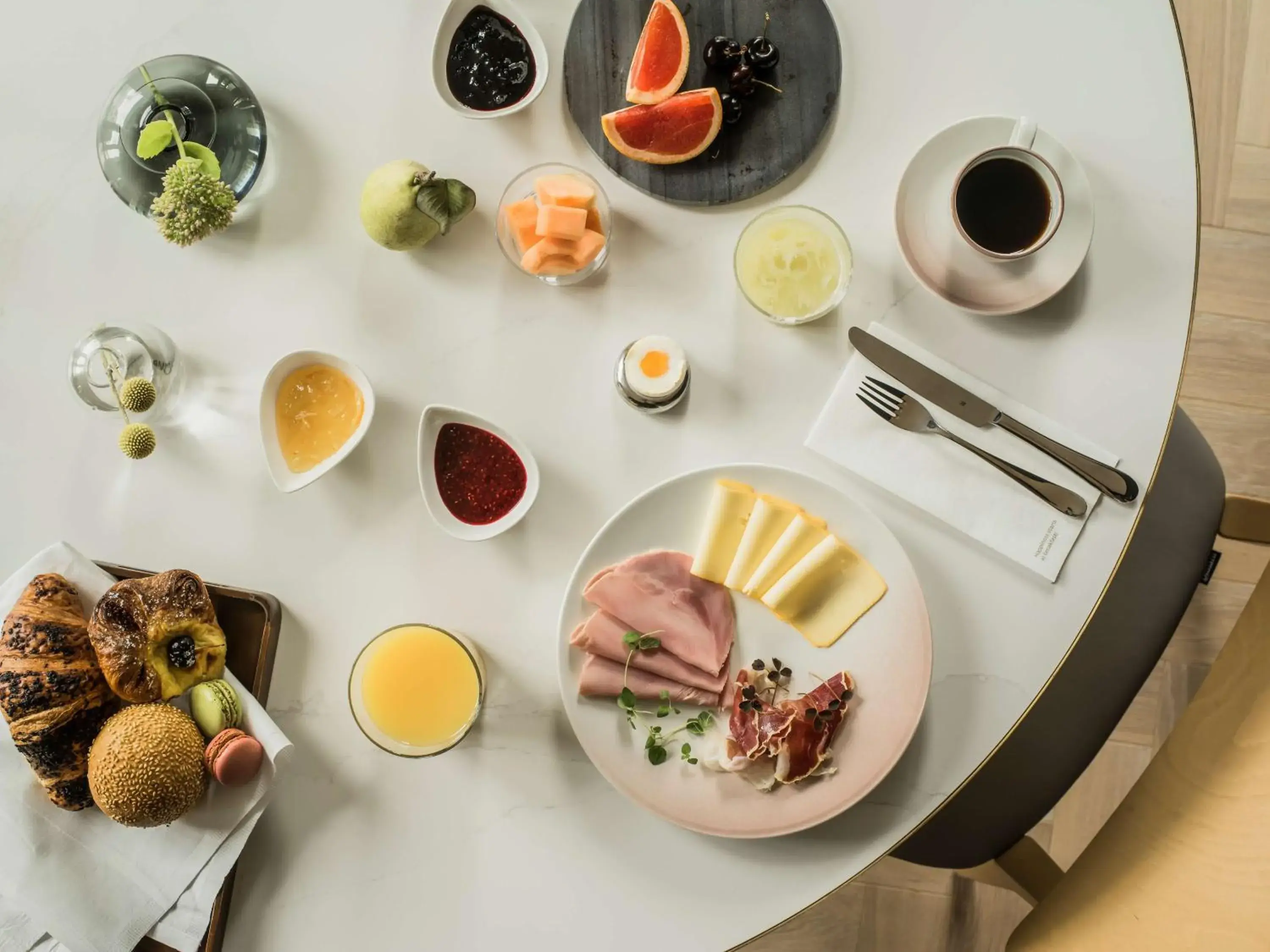 Breakfast in Hotel Norge by Scandic Breakfast in Hotel Norge by Scandic