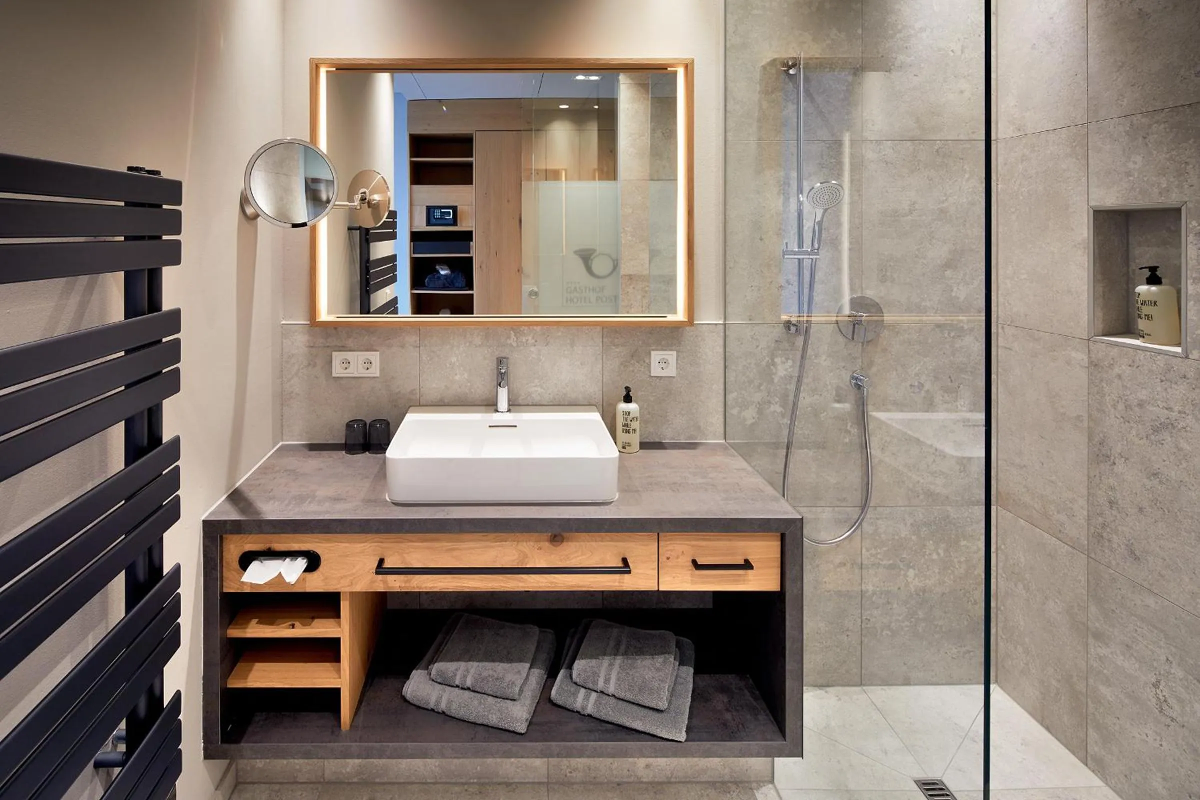 Shower in Gasthof Hotel Post