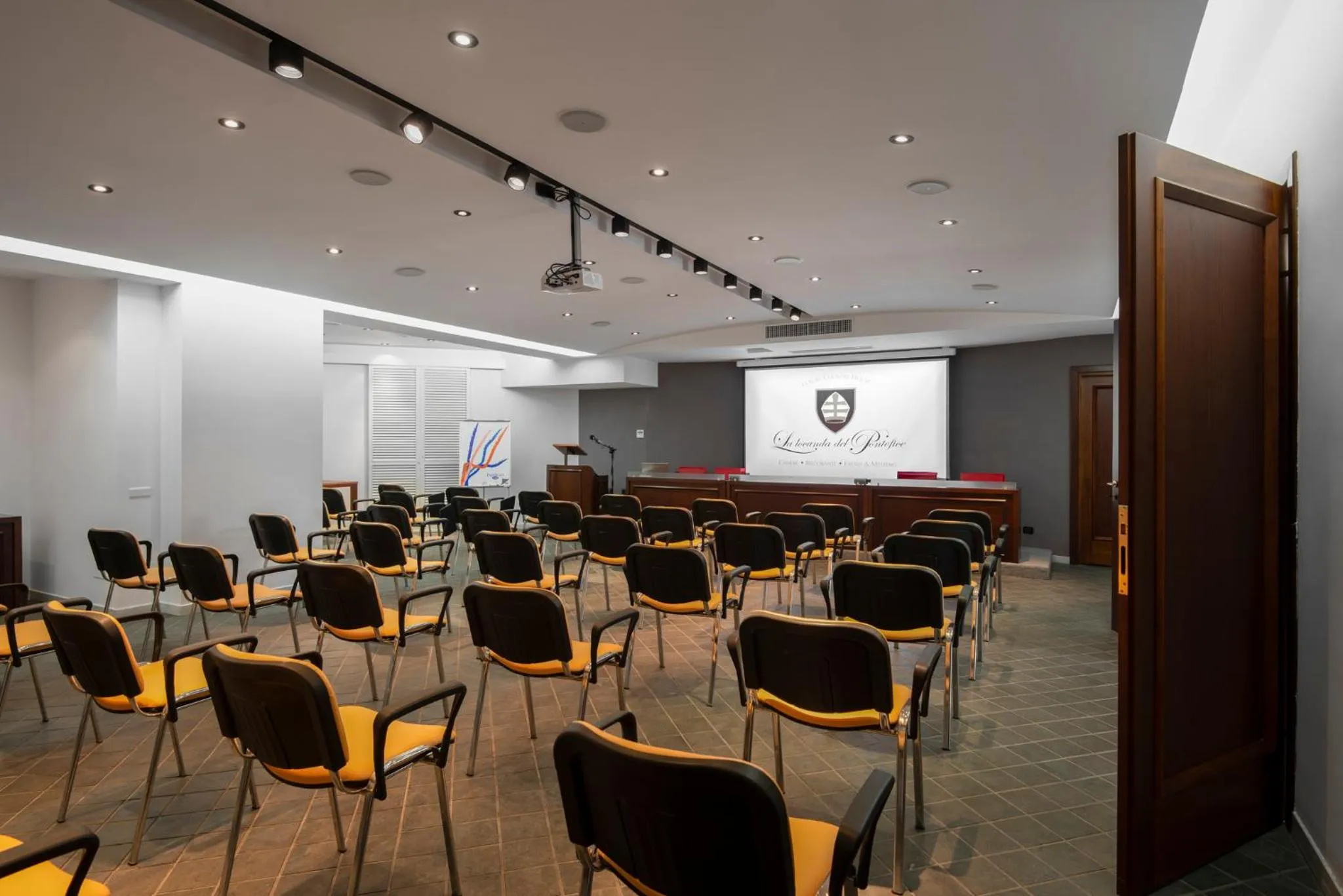 Meeting/conference room in La Locanda Del Pontefice - Luxury Country House