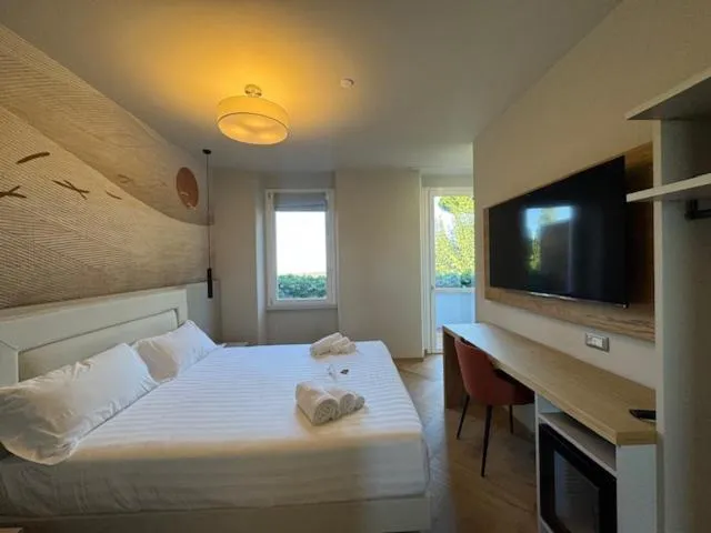 Bed in La Locanda Del Pontefice - Luxury Country House