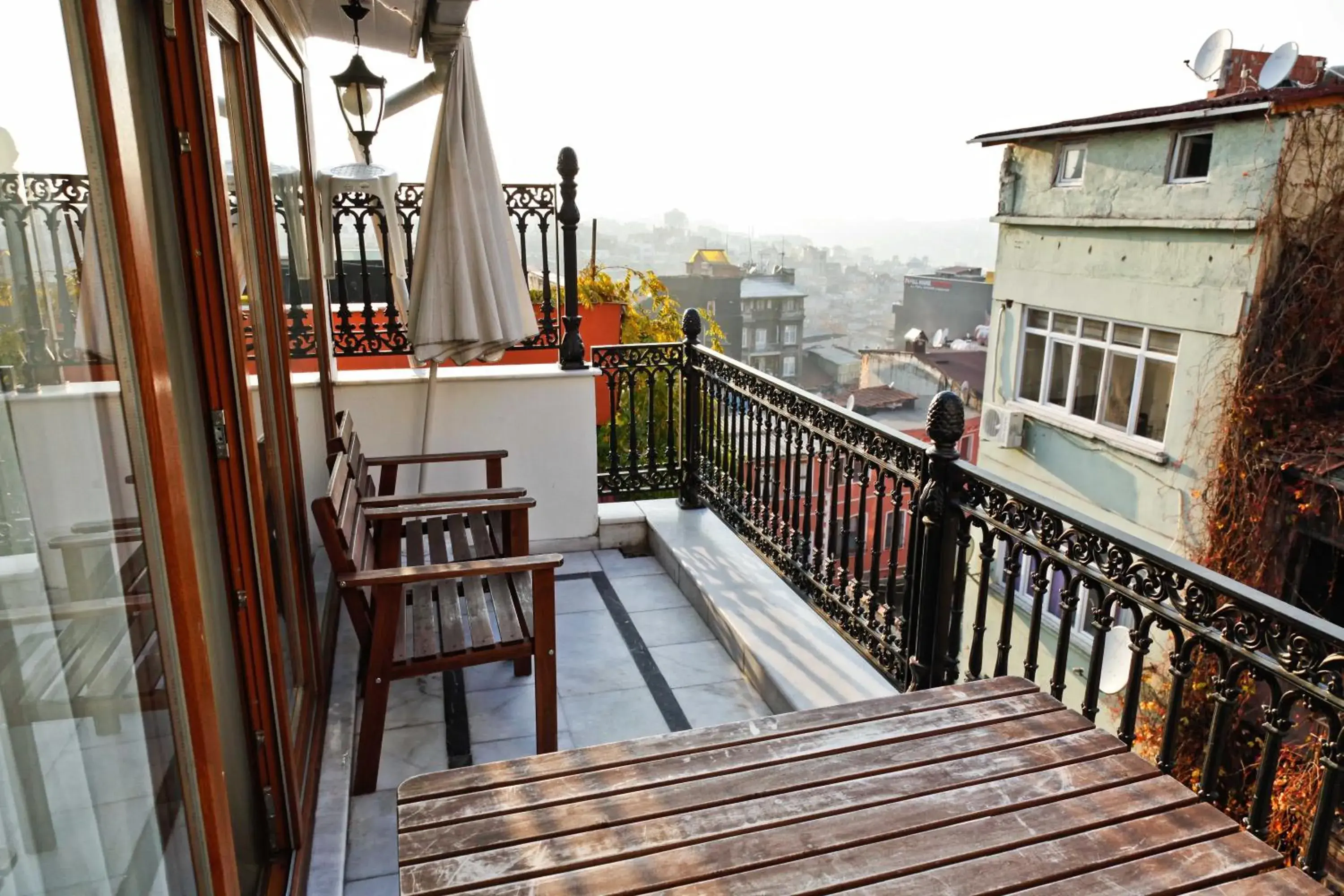View (from property/room) in Royal Pera Taksim View (from property/room) in Royal Pera Taksim
