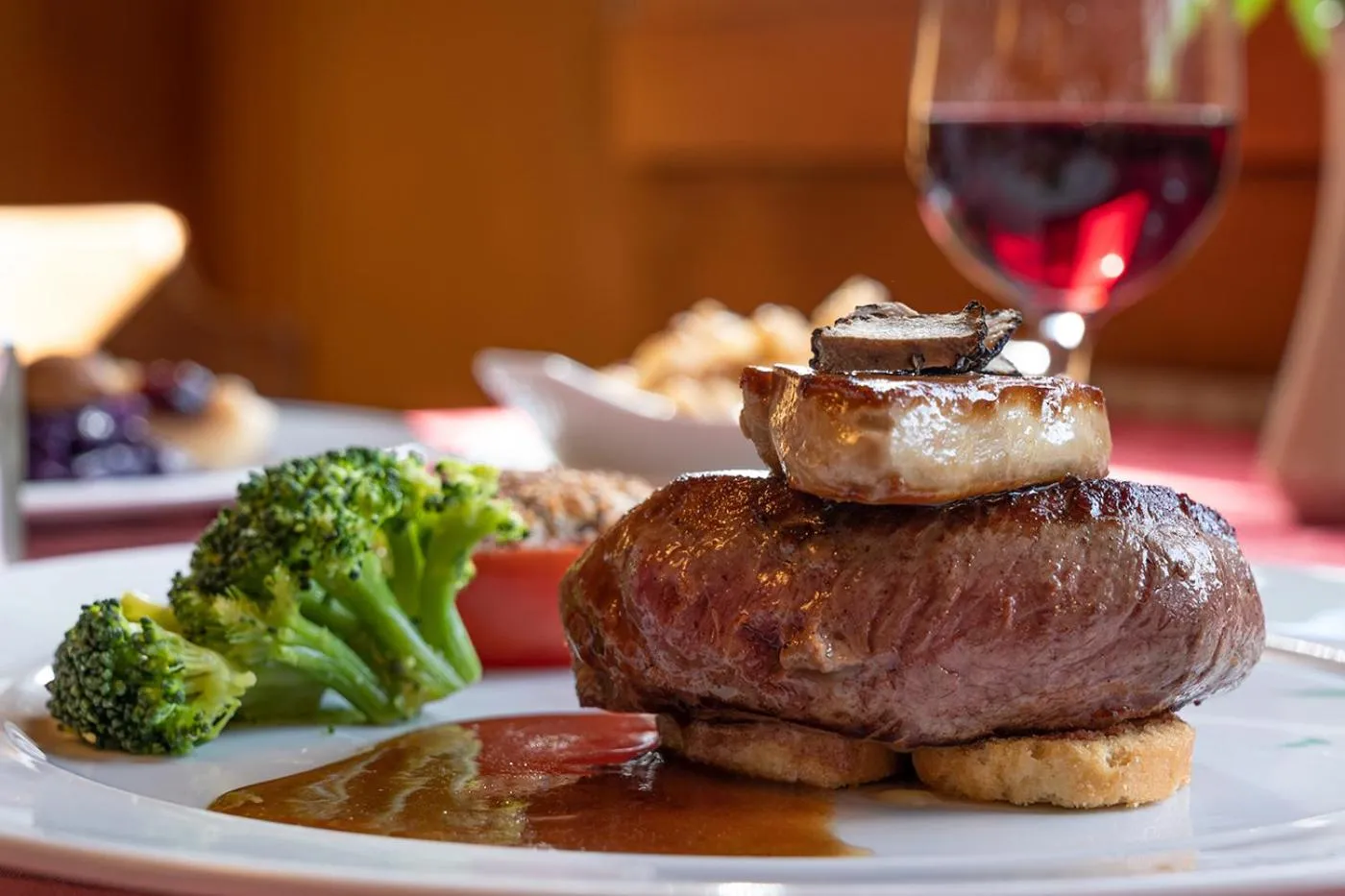 Food and drinks in Hotel-Restaurant Drei Tannen