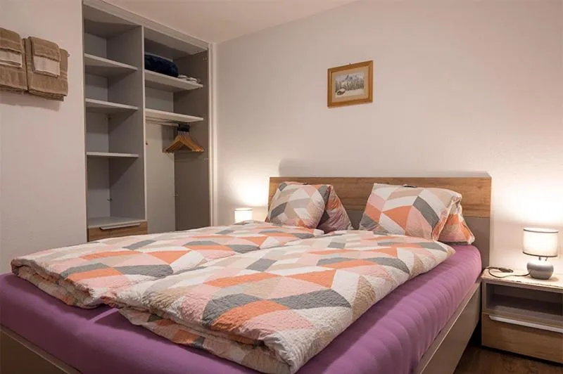 Photo of the whole room, Bed in Hotel-Restaurant Drei Tannen