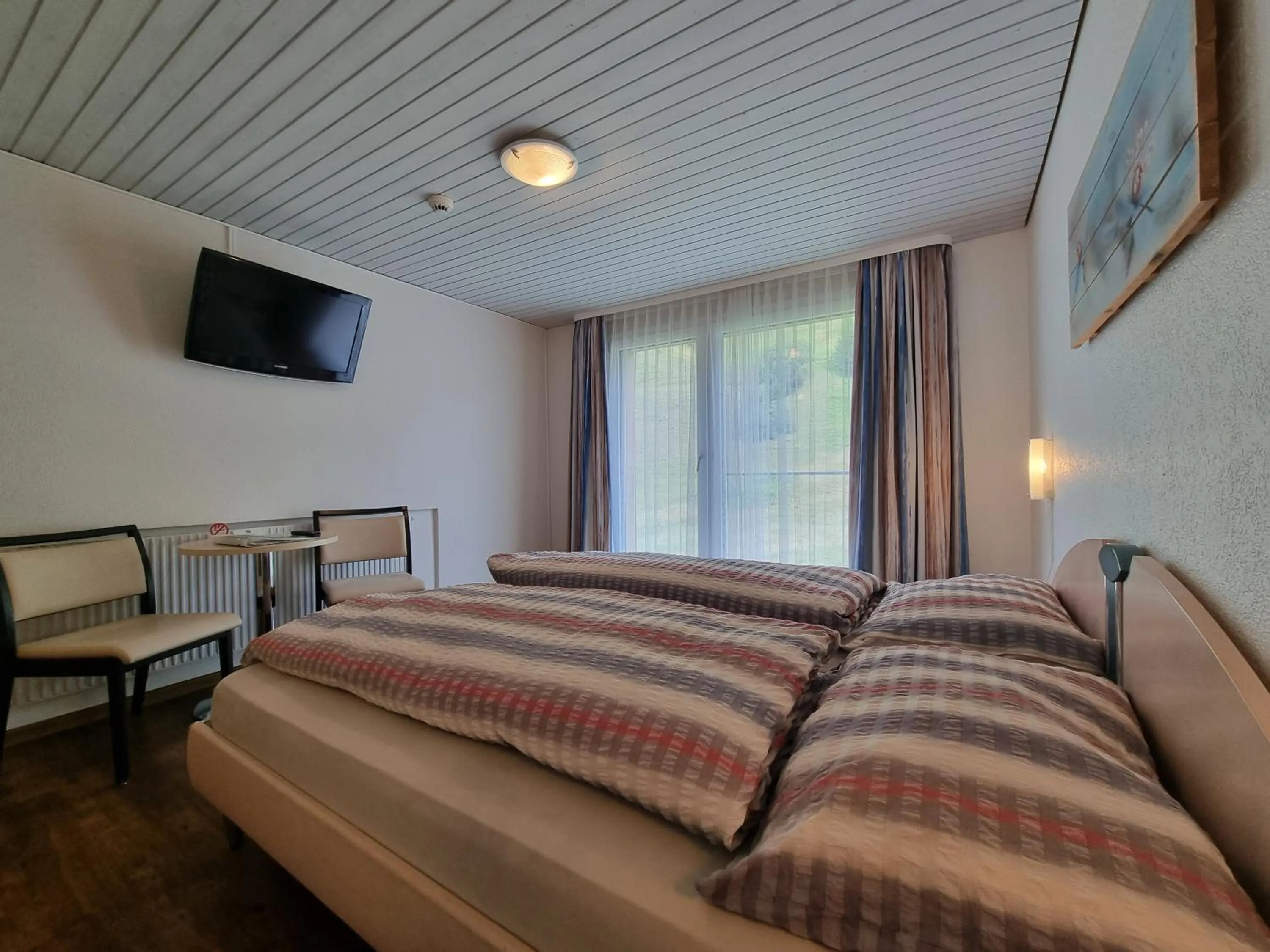 Photo of the whole room, Bed in Hotel Astoria