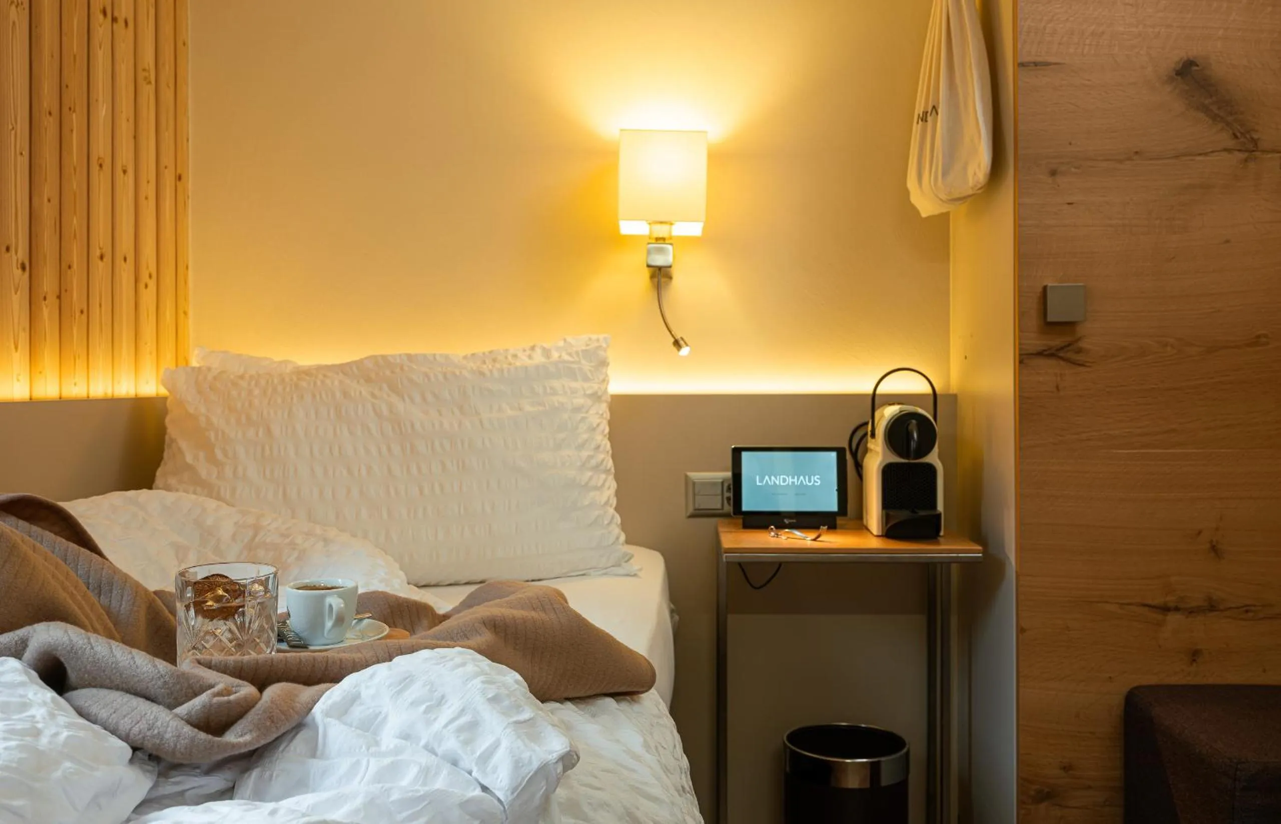 Bed in Hotel Landhaus