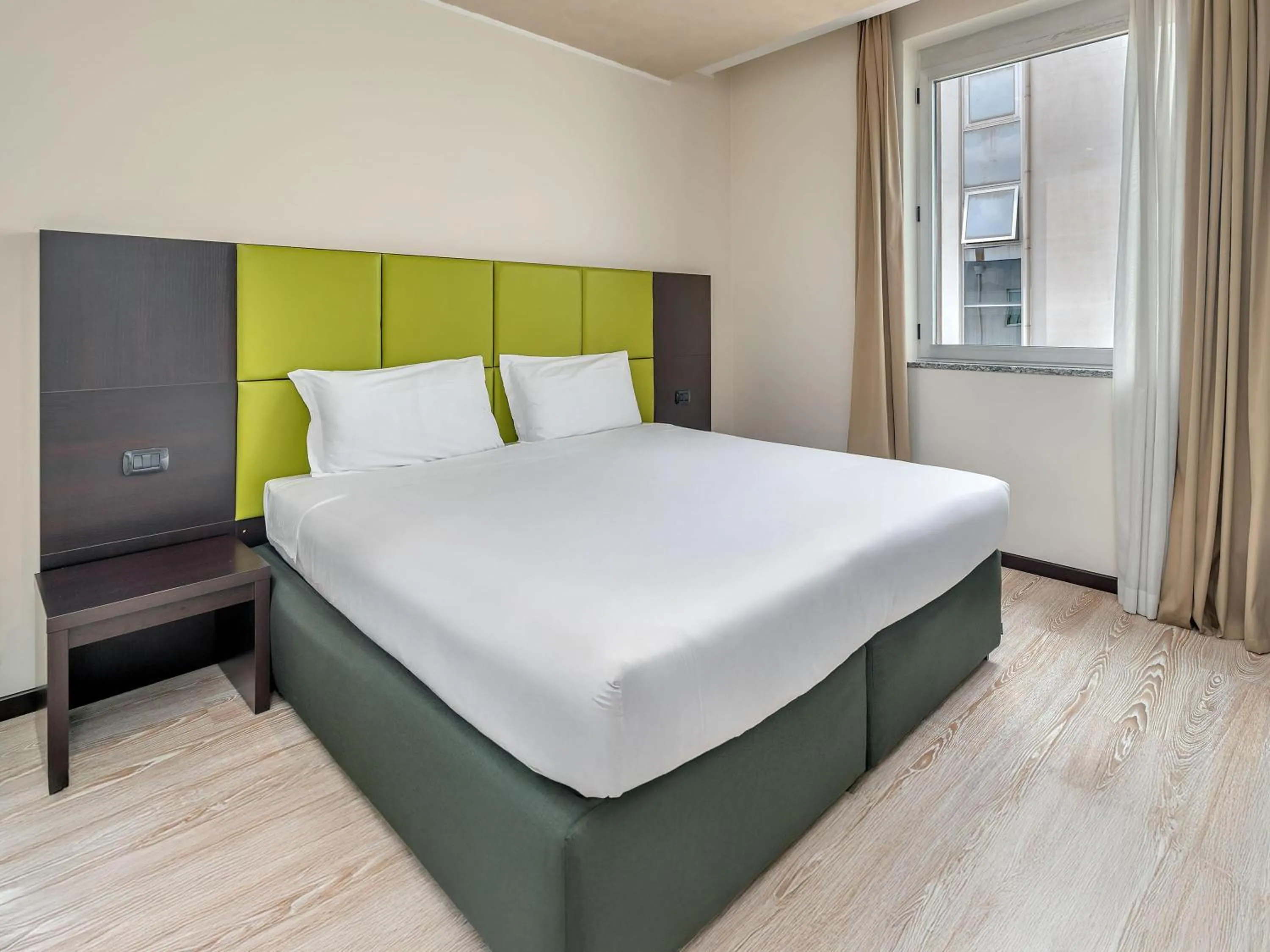 Photo of the whole room, Bed in B&B HOTEL Park Hotel Cassano