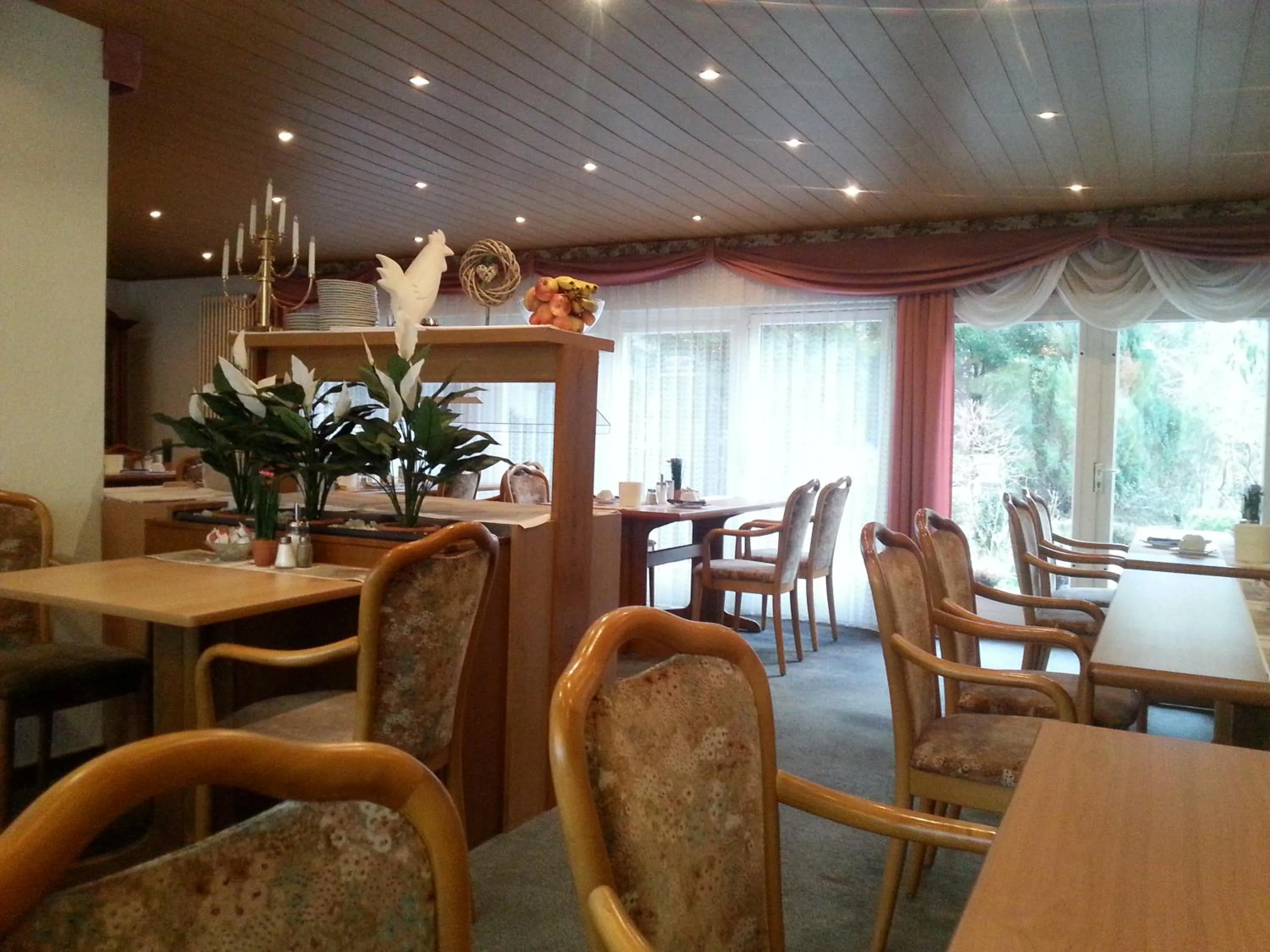 Restaurant/places to eat in Hotel Park Eden