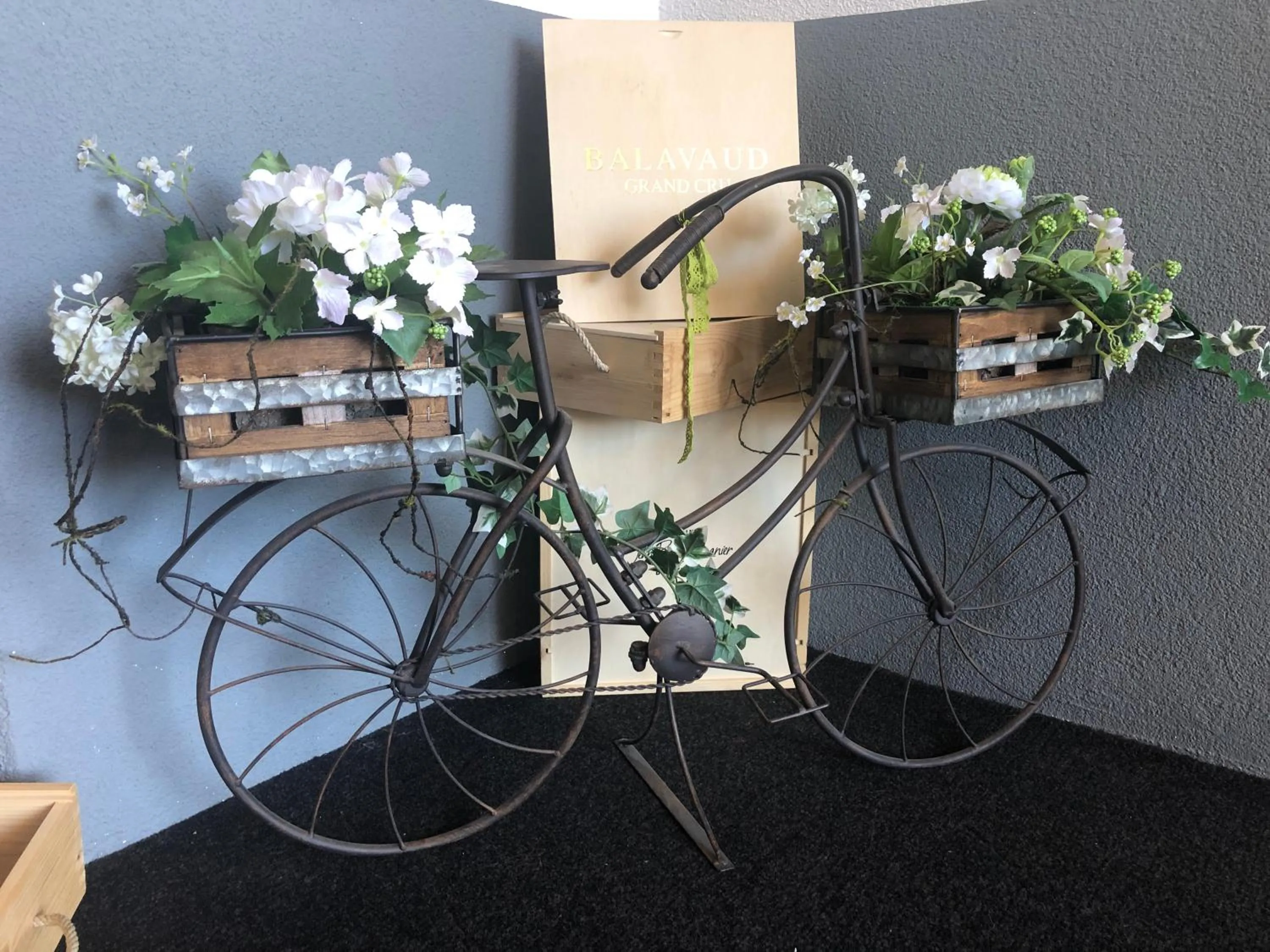 Property building in Hotel Le Postillion