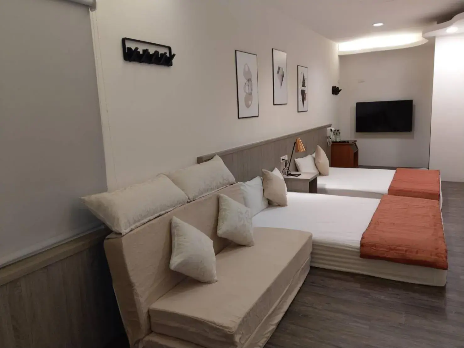 Standard Quadruple Room in Fun Sun B&B Standard Quadruple Room in Fun Sun B&B