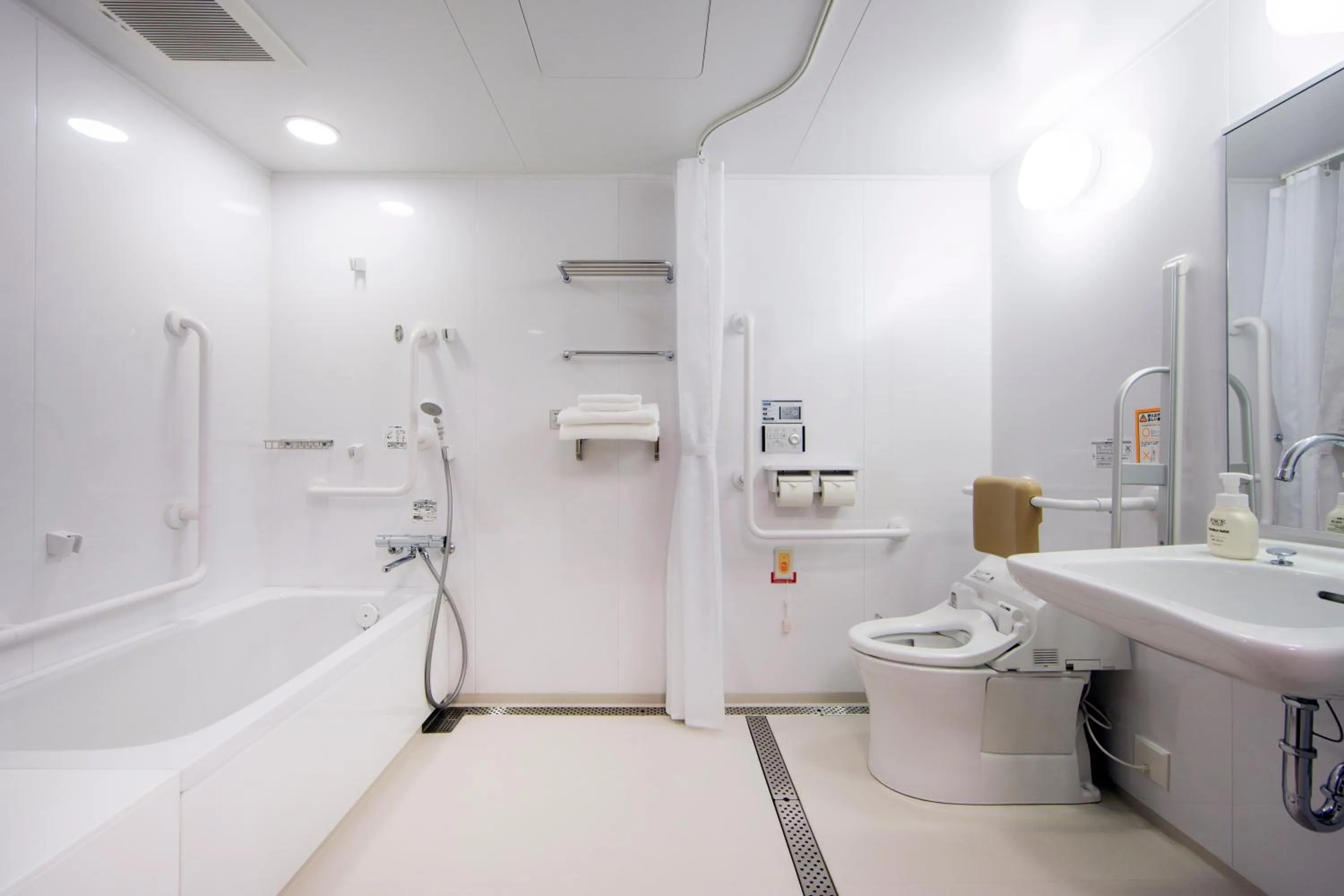 Bathroom in Karaksa Hotel Osaka Namba