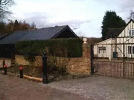 Facade/entrance in Woodland Lodge Facade/entrance in Woodland Lodge