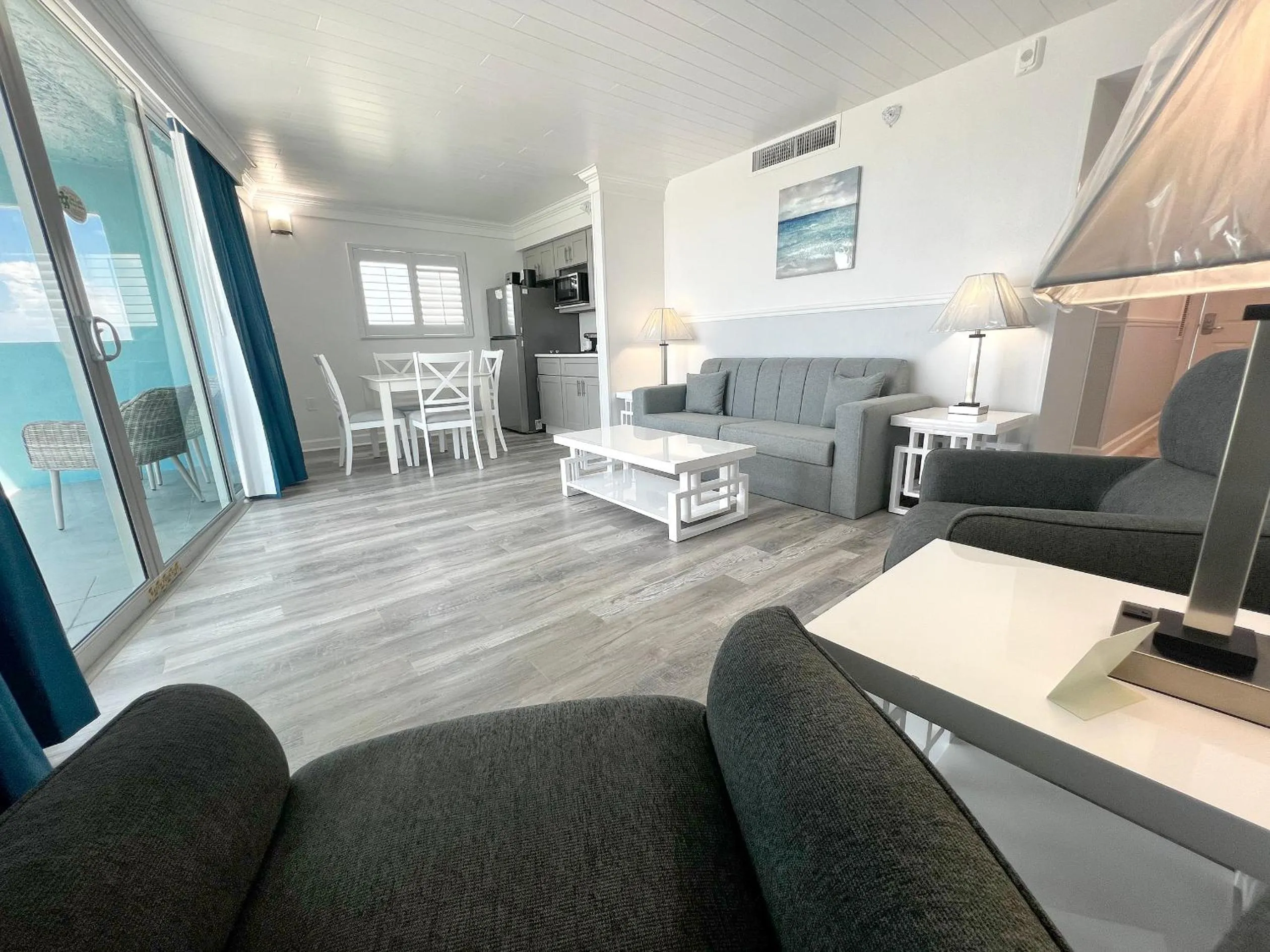 Living room in Lani Kai Island Resort