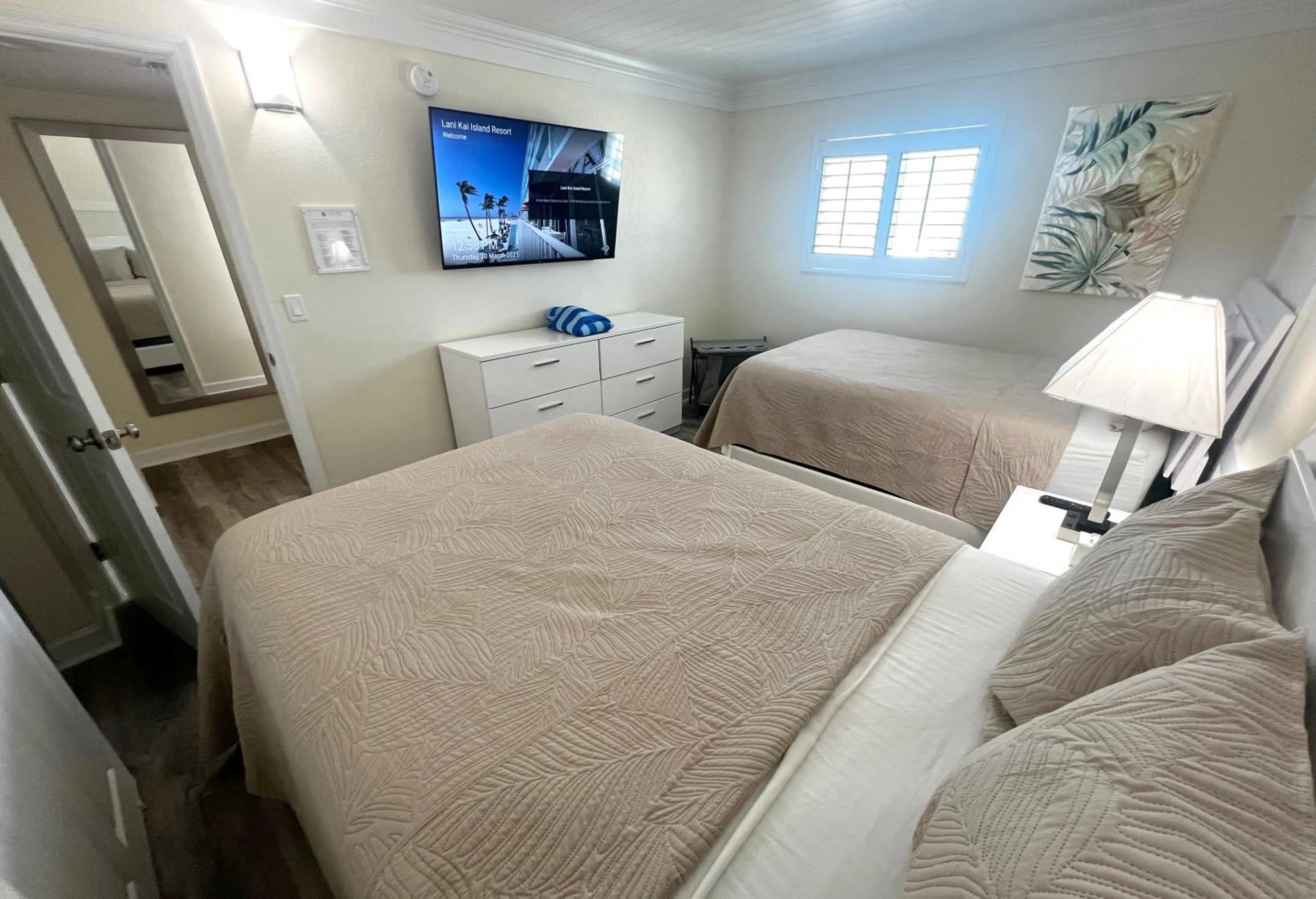 Bedroom, Bed in Lani Kai Island Resort