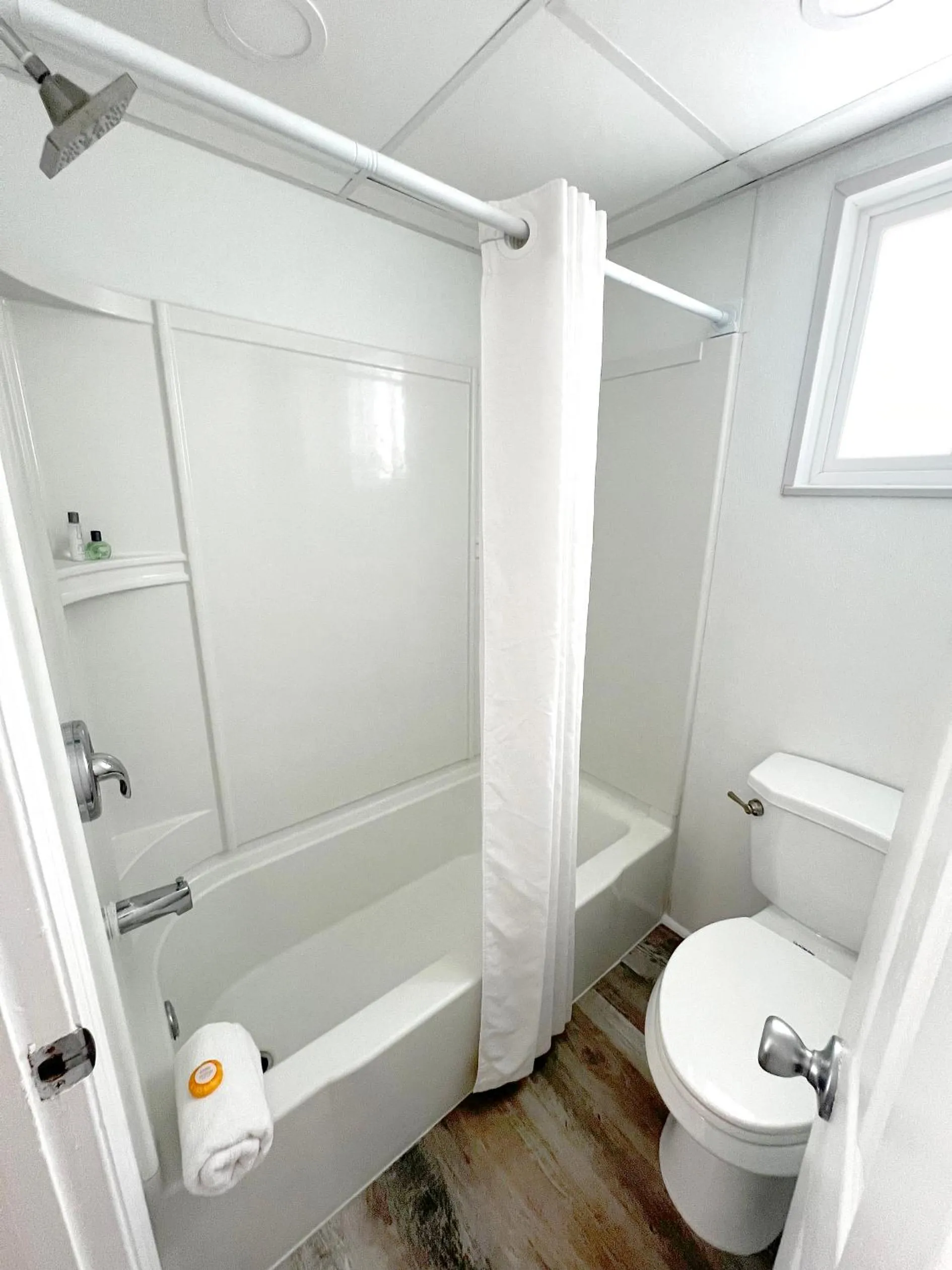 Bathroom in Lani Kai Island Resort