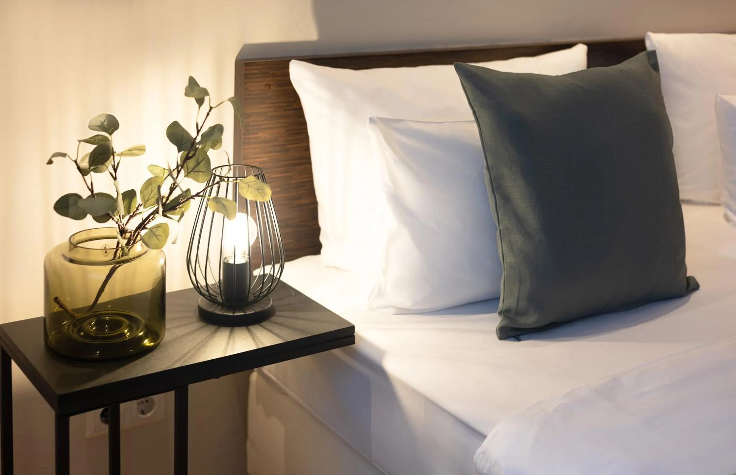 Bed in Paragon Apartments