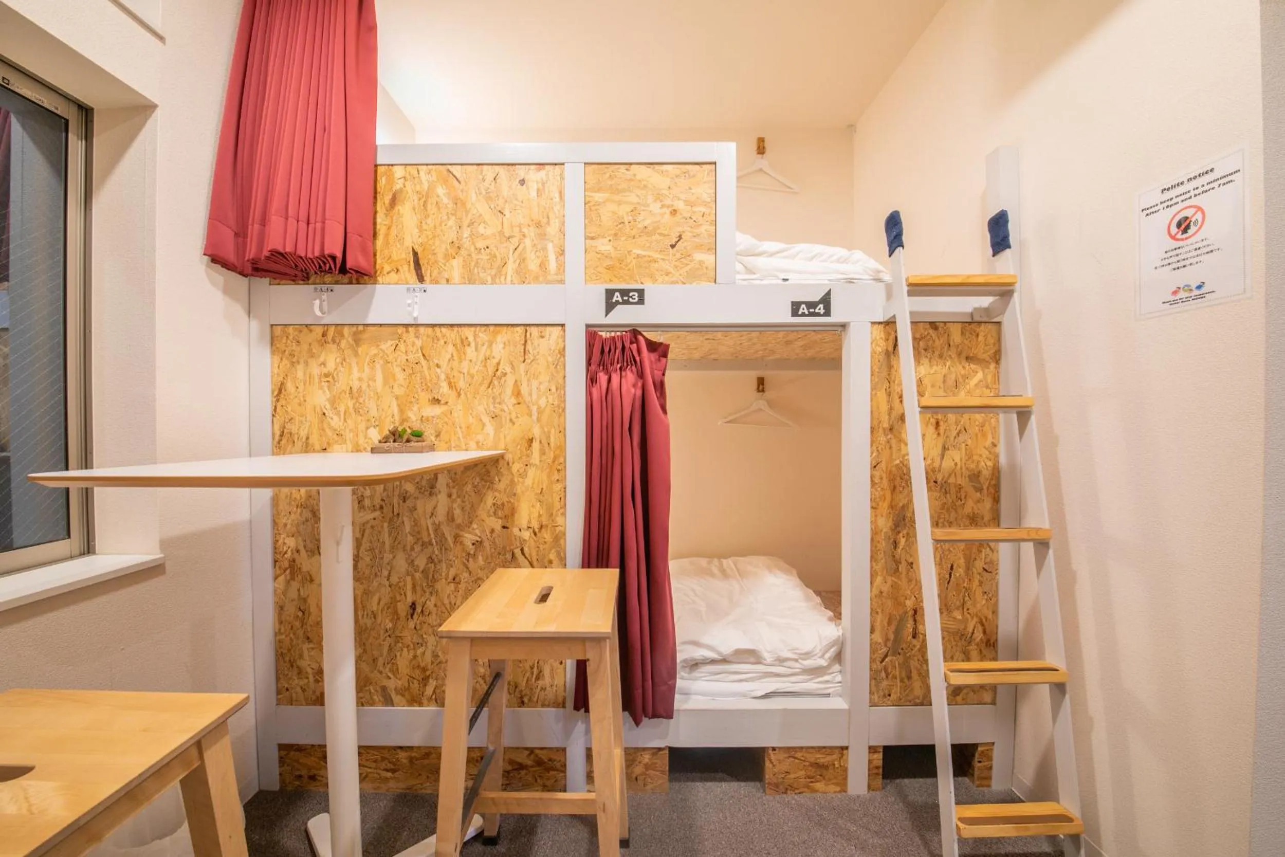 Bed in KIZUNA HOTEL Gojo Kiyomizu-dera Kamogawa