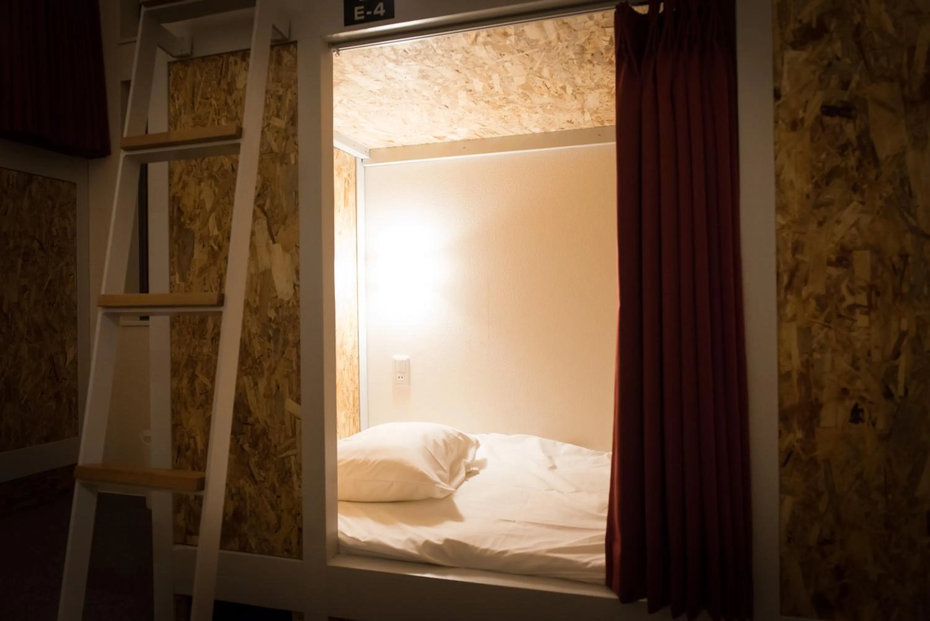 Bed in KIZUNA HOTEL Gojo Kiyomizu-dera Kamogawa